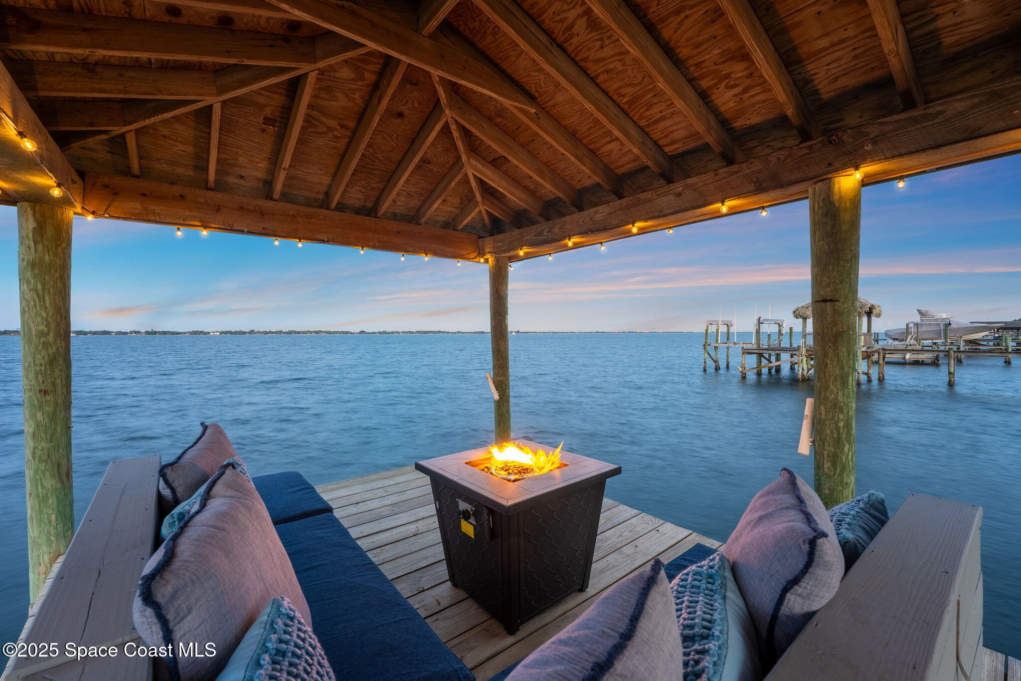 4527 Coquina Ridge Drive