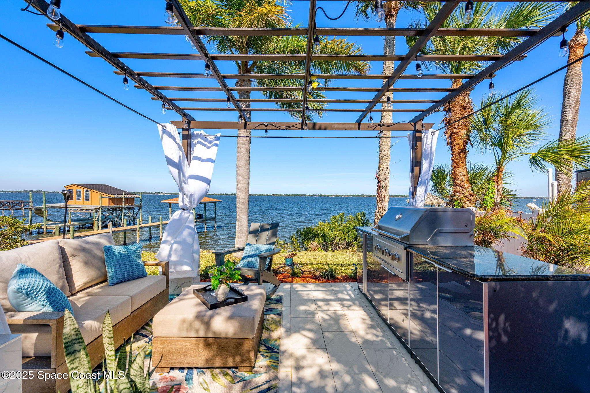 4527 Coquina Ridge Drive