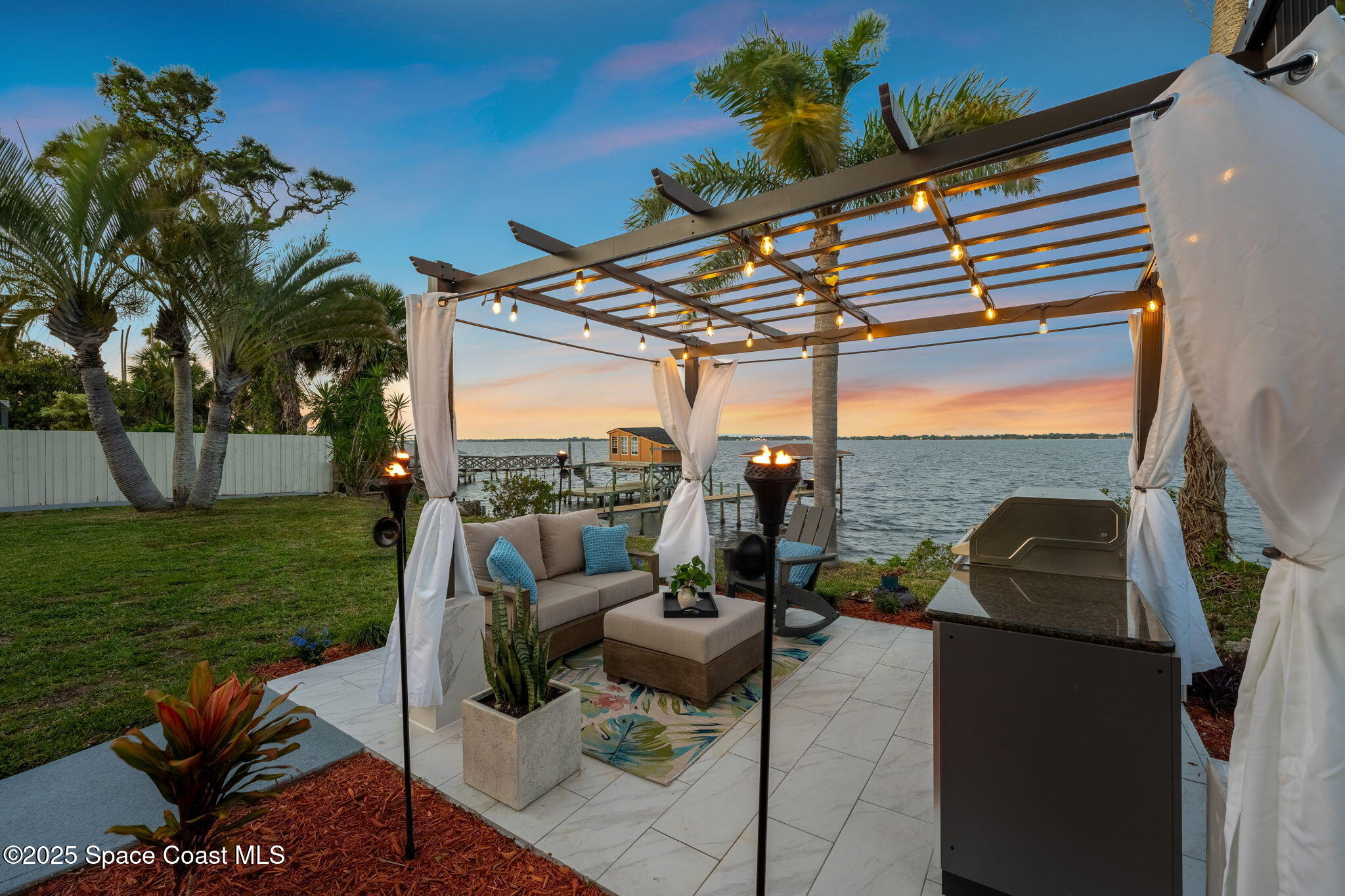 4527 Coquina Ridge Drive