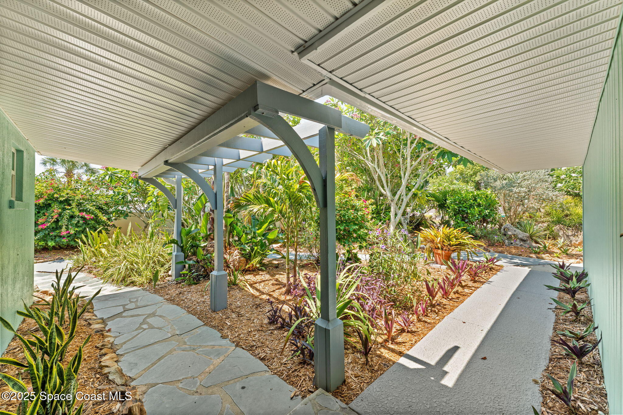 4527 Coquina Ridge Drive