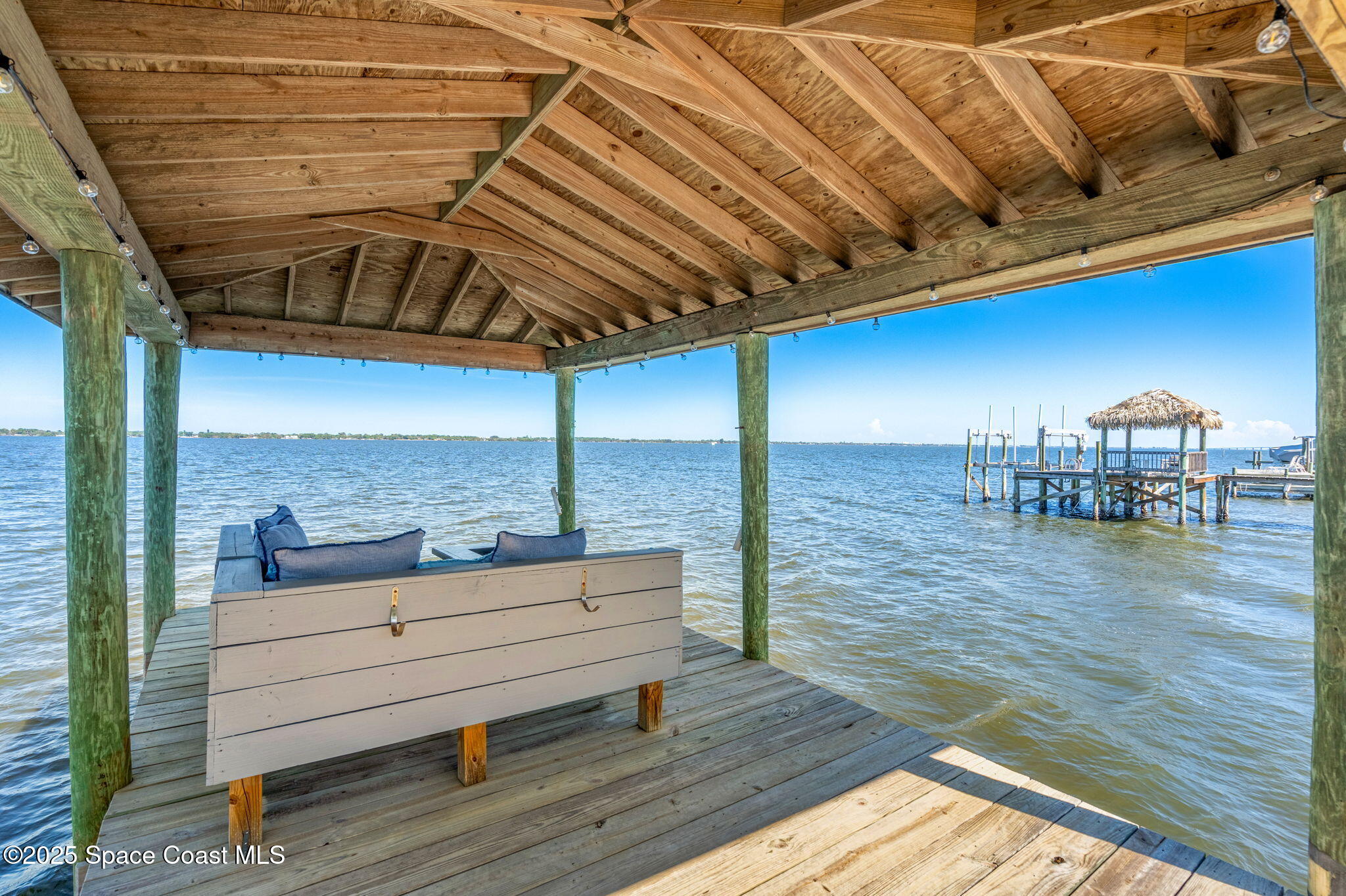 4527 Coquina Ridge Drive