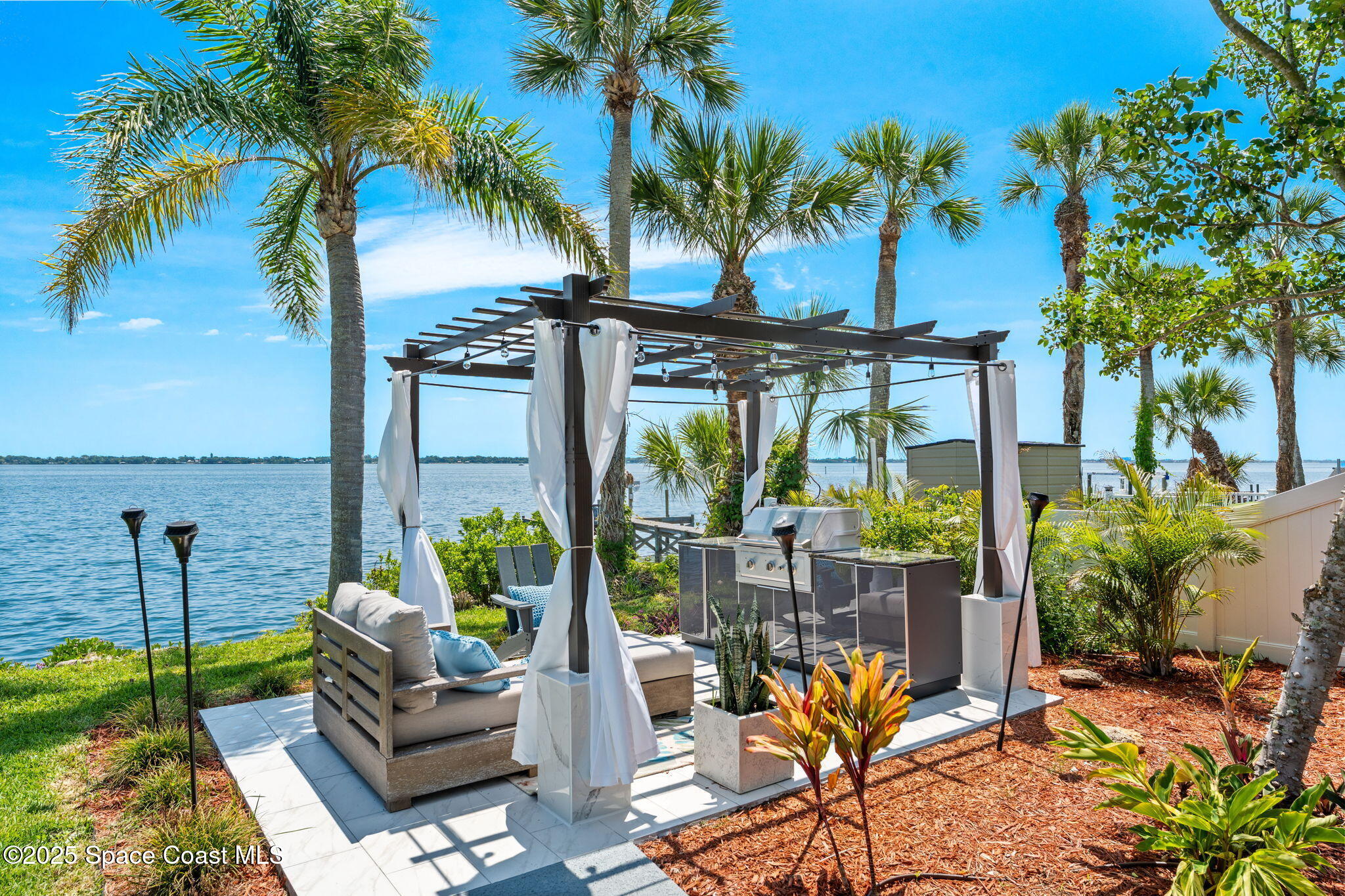 4527 Coquina Ridge Drive