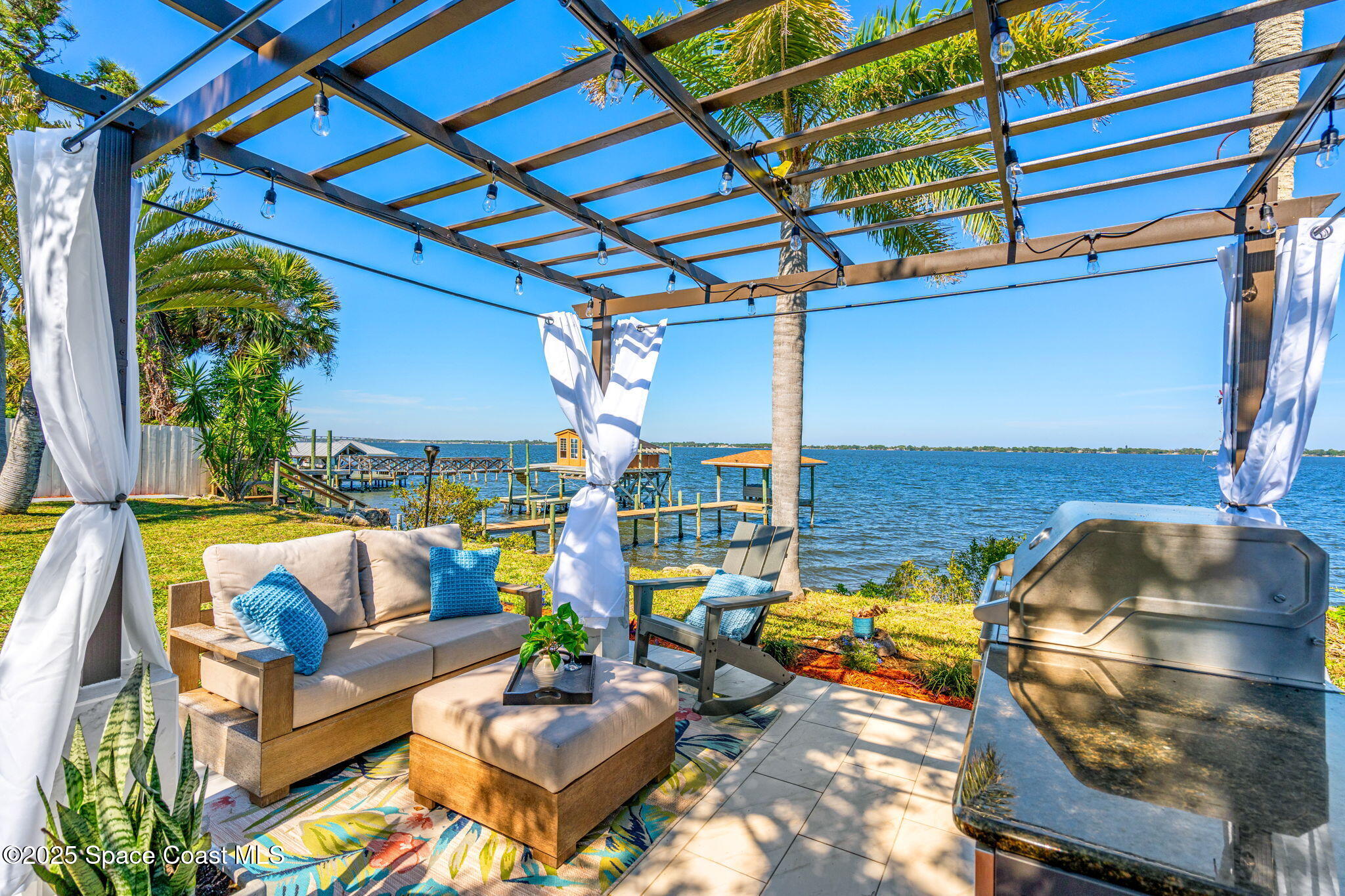 4527 Coquina Ridge Drive