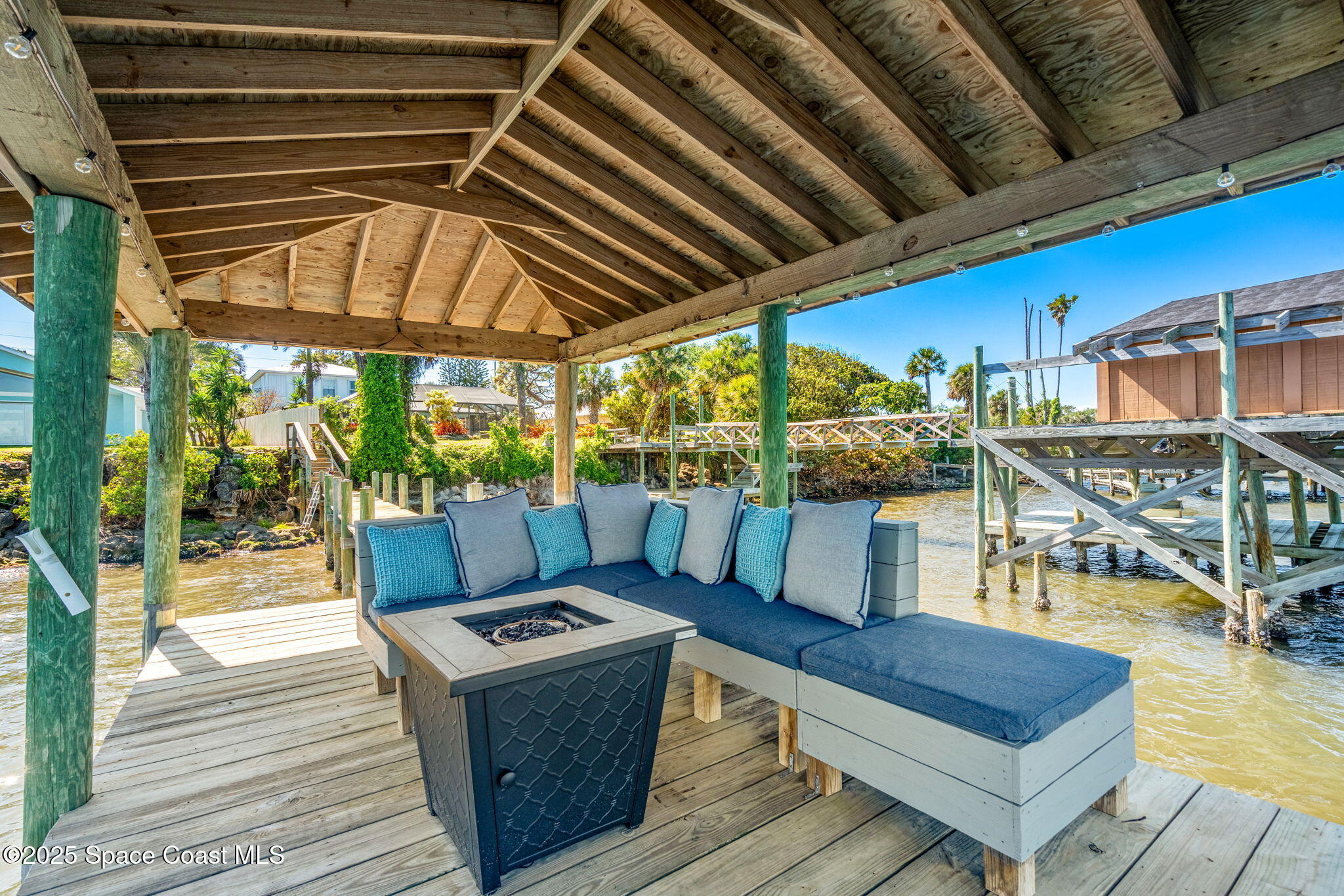 4527 Coquina Ridge Drive