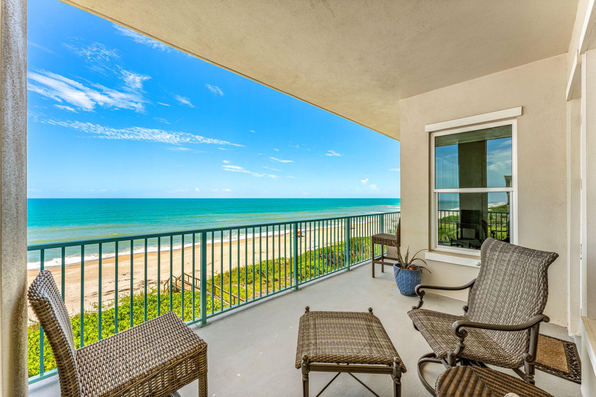 1725 N Highway A1A, 401