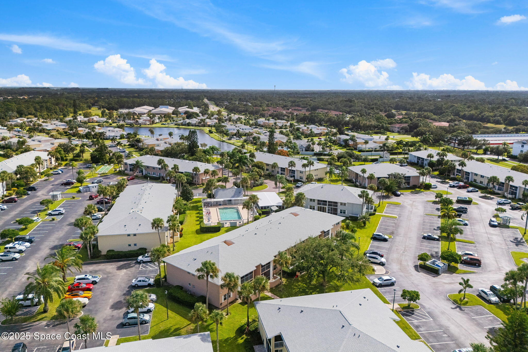 945 Sonesta Avenue NE, 105
