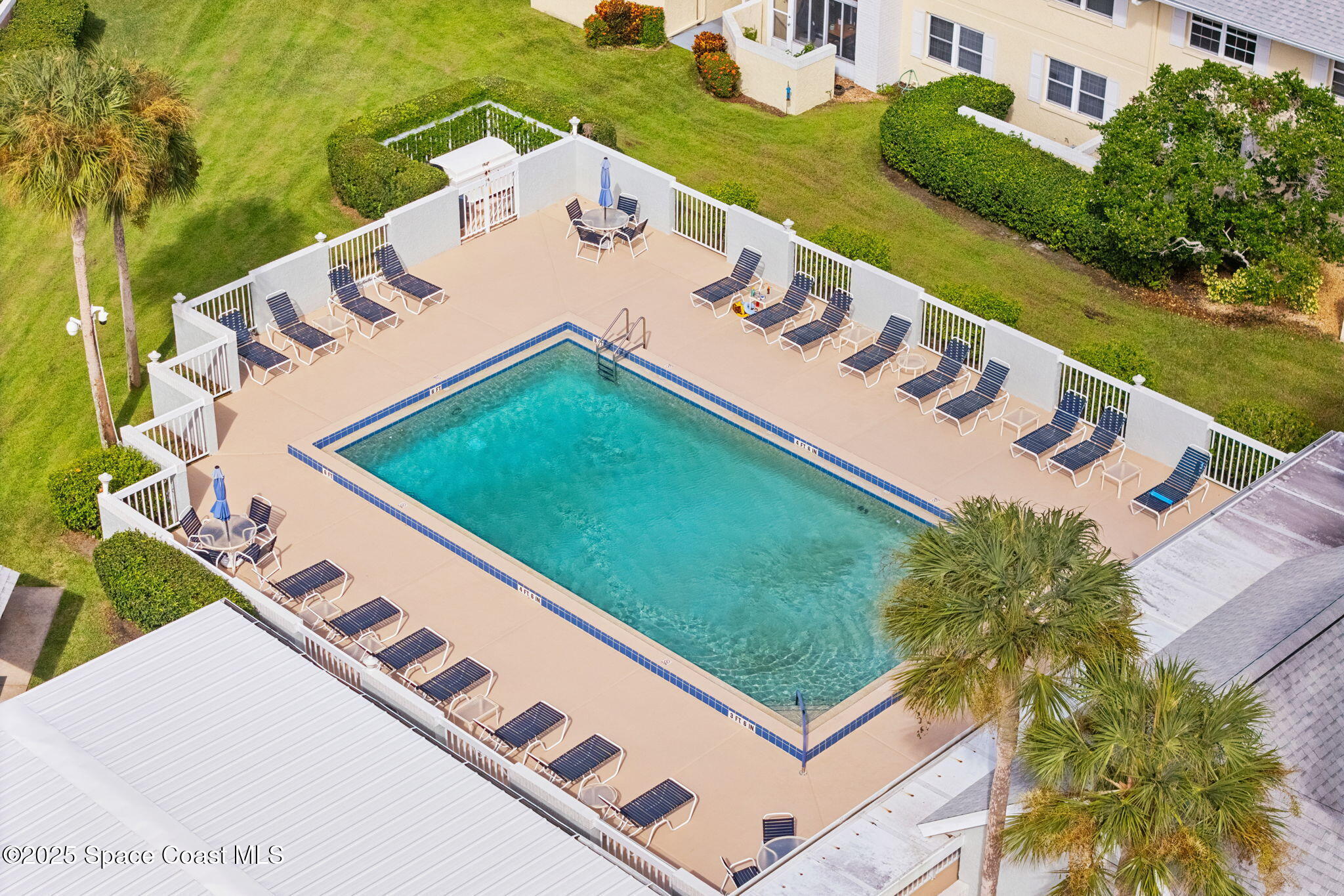 945 Sonesta Avenue NE, 105