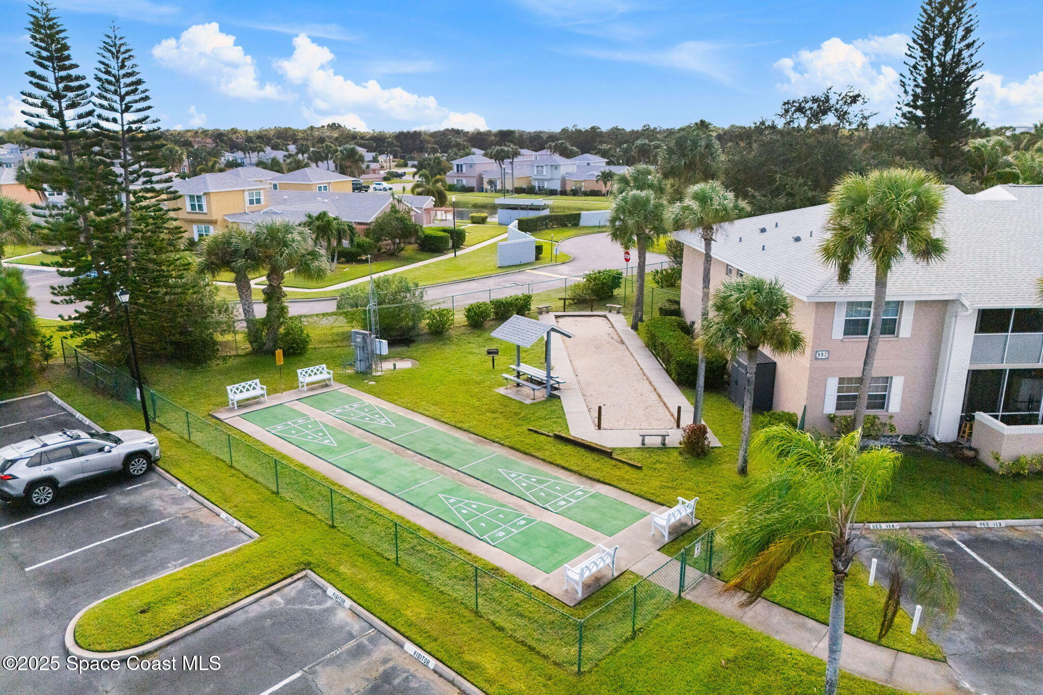 945 Sonesta Avenue NE, 105