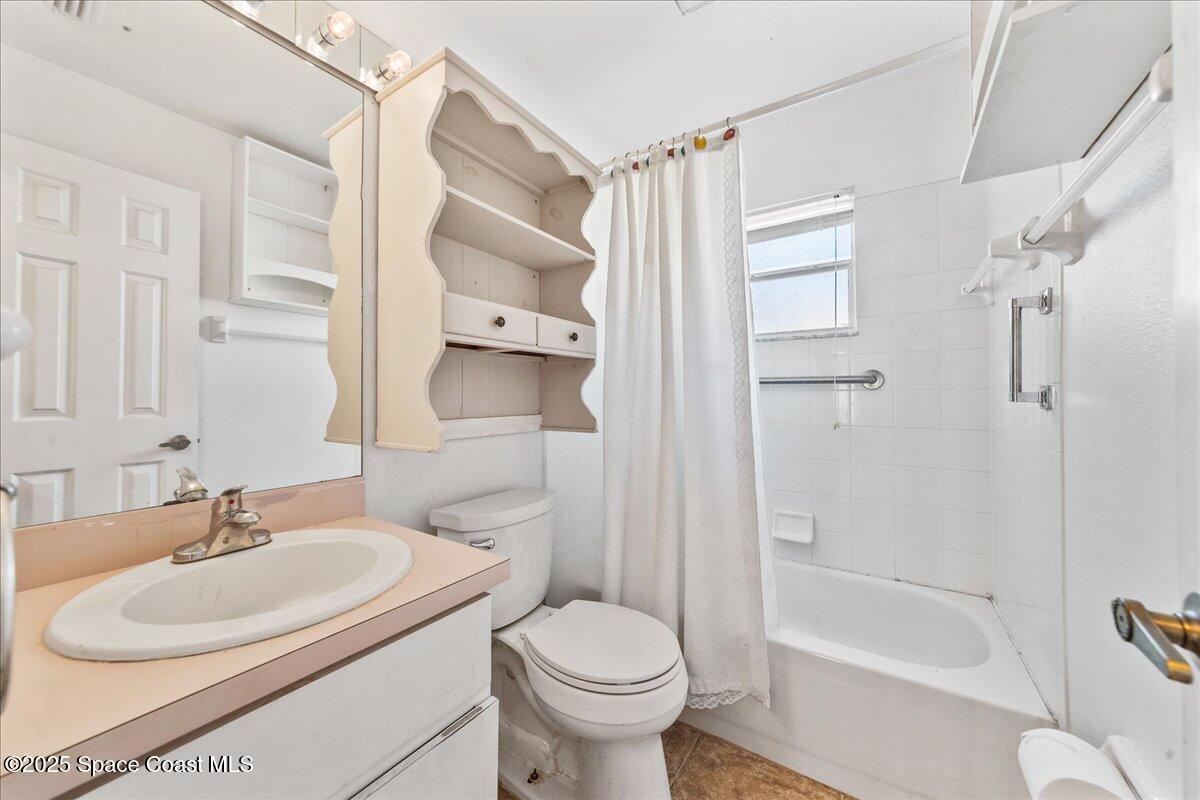 1845 Blue Heron Drive