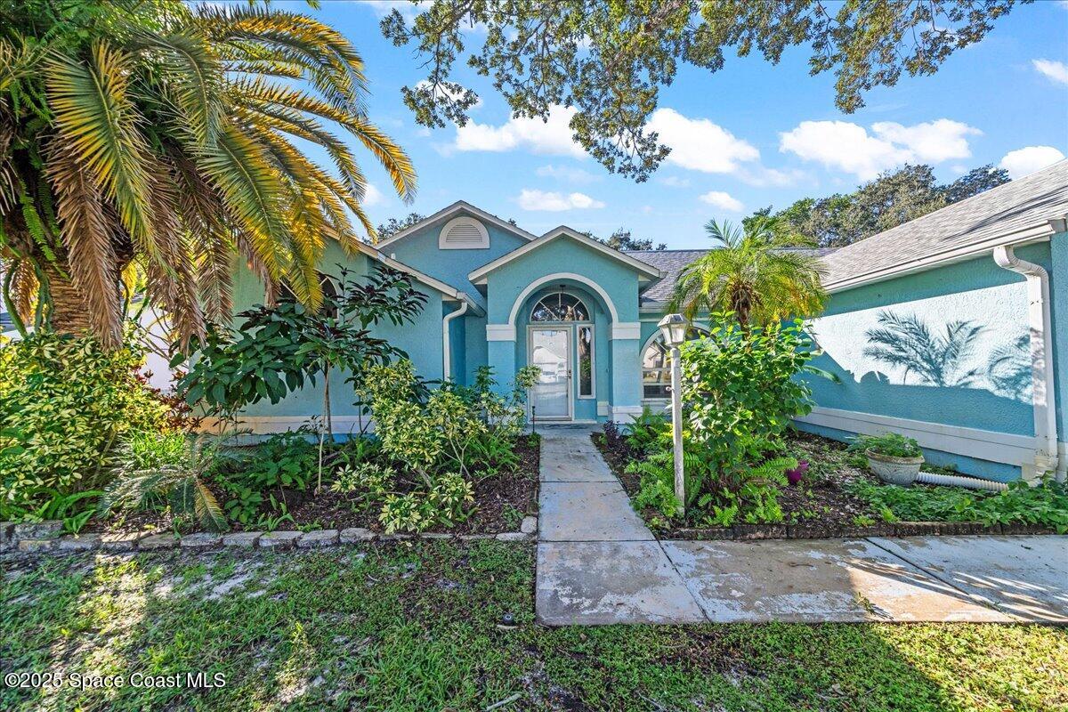 1845 Blue Heron Drive