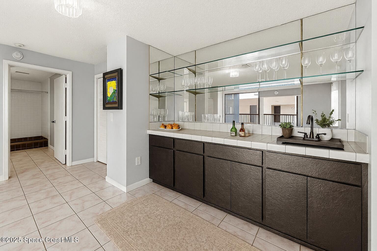 650 N Atlantic Avenue, Ph-6
