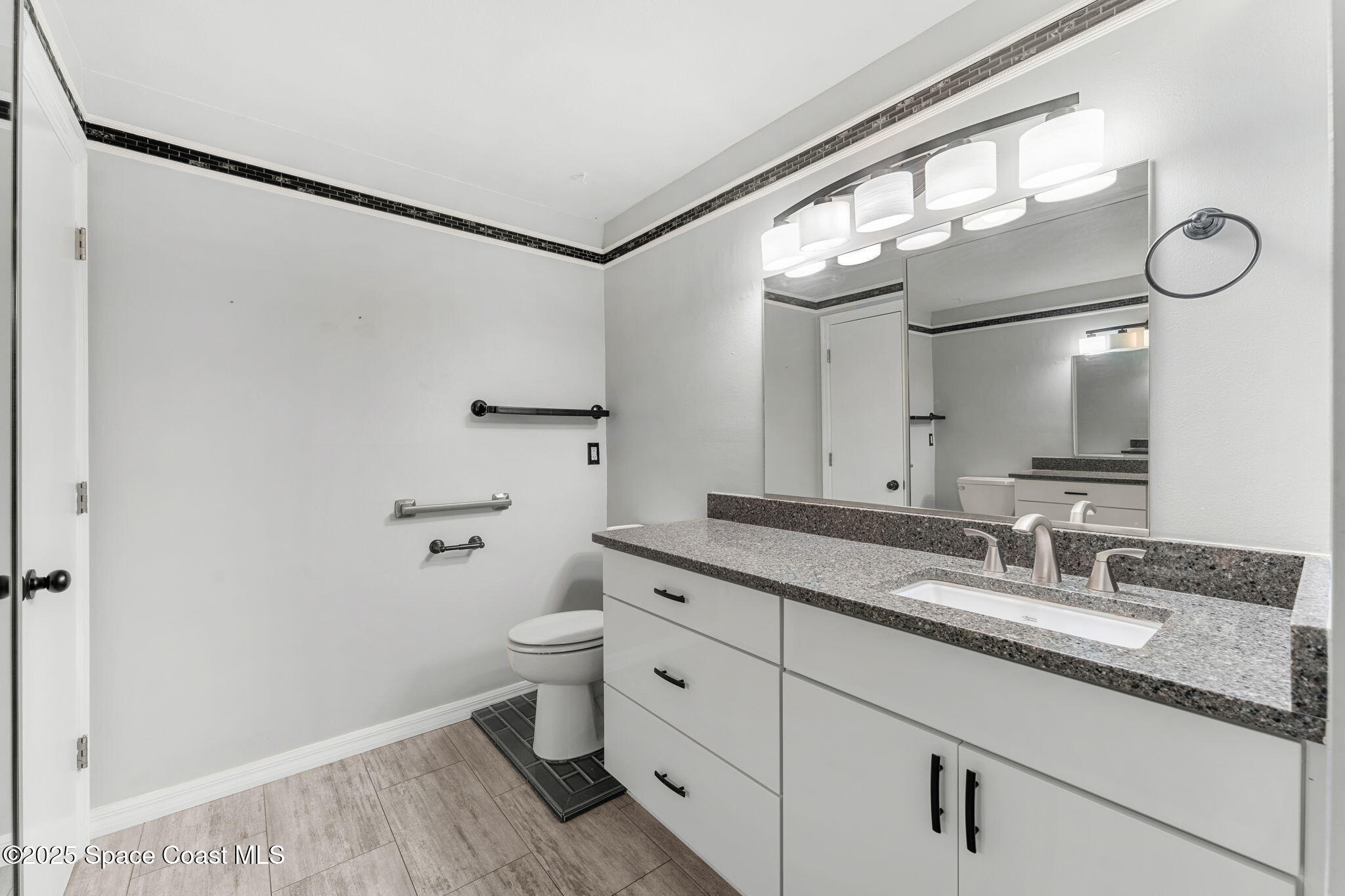 650 N Atlantic Avenue, Ph-6