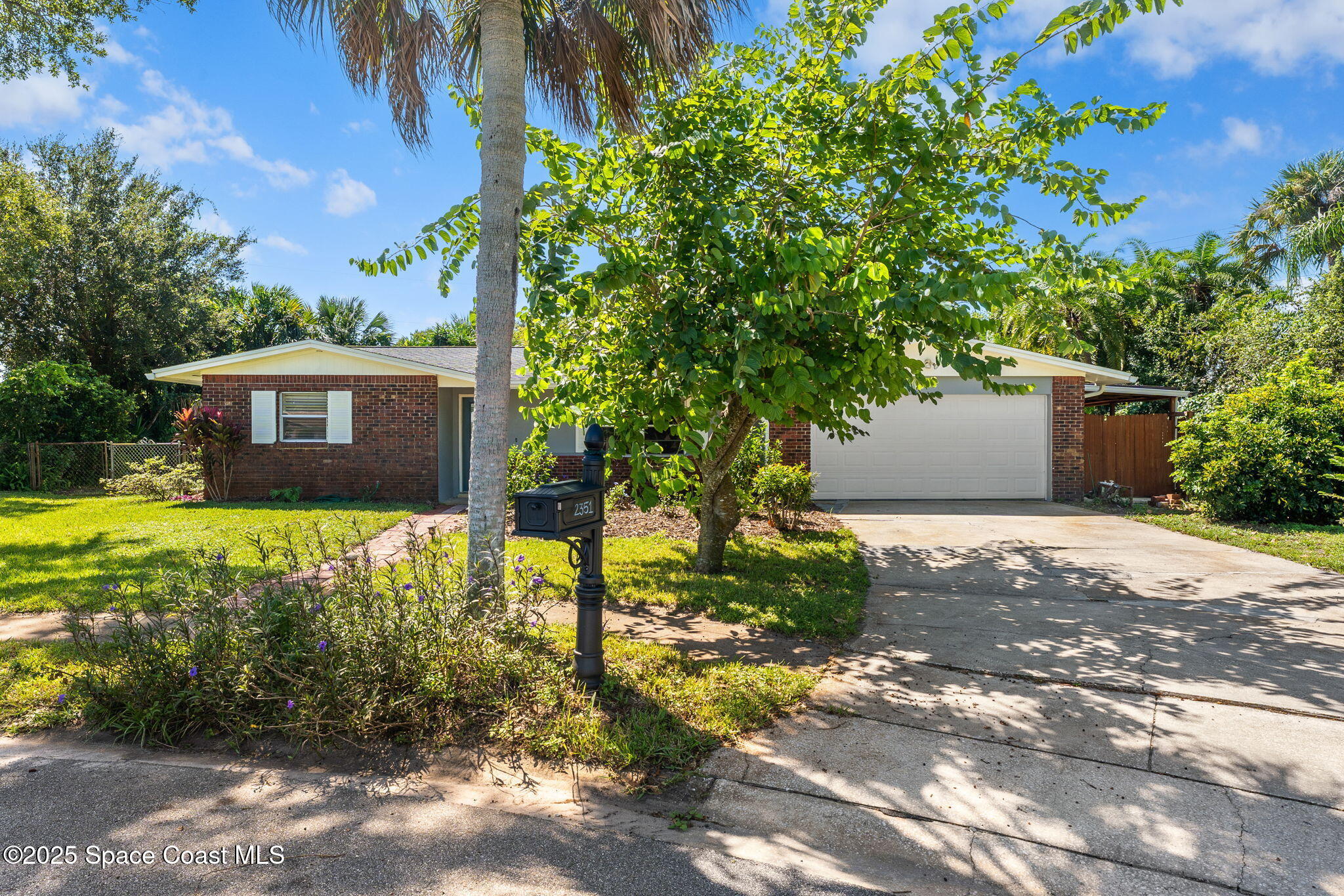 2351 Middlecoff Court