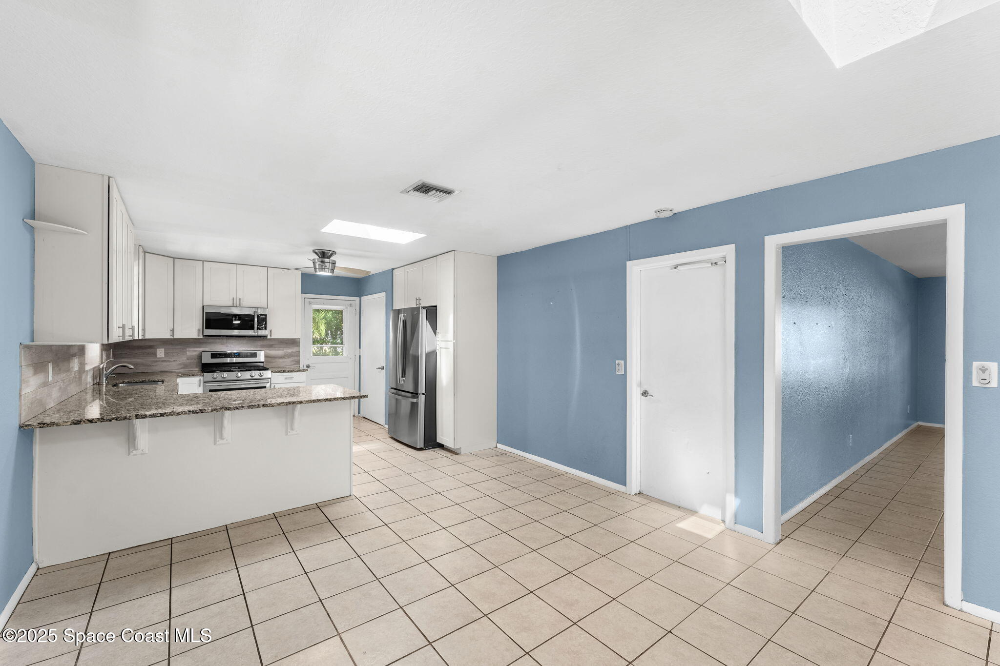 2351 Middlecoff Court