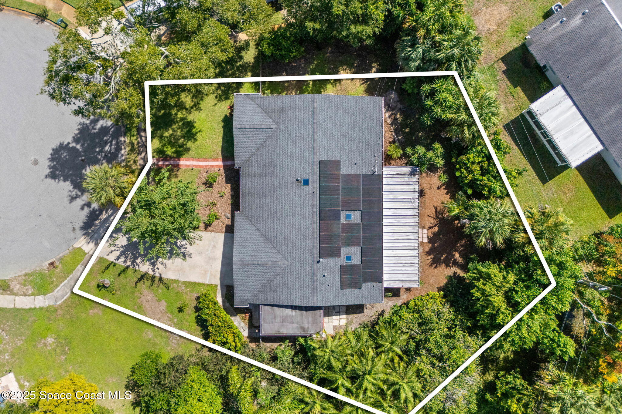 2351 Middlecoff Court