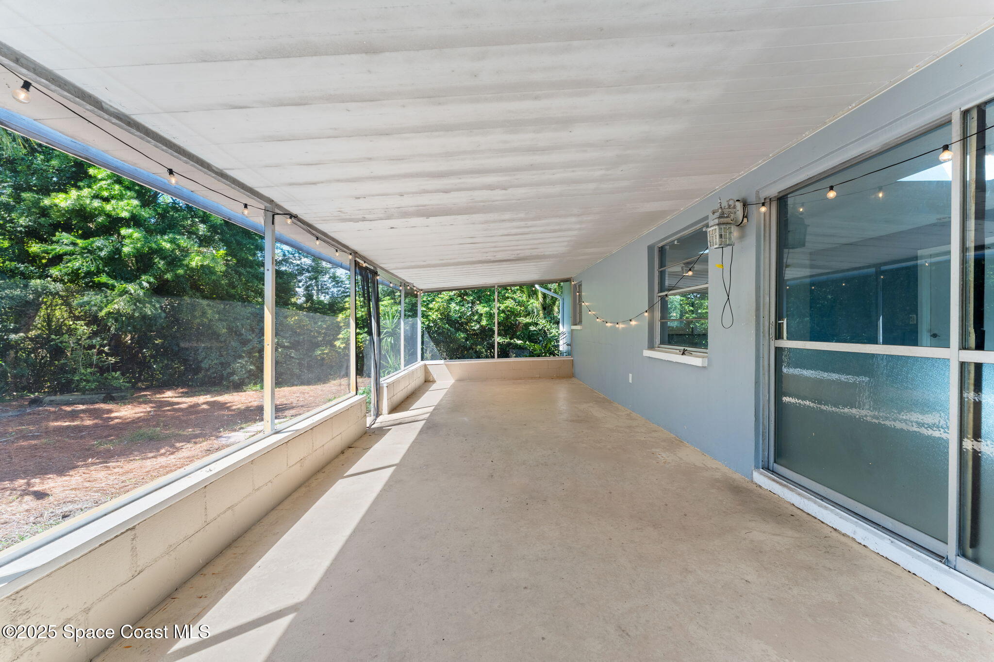 2351 Middlecoff Court