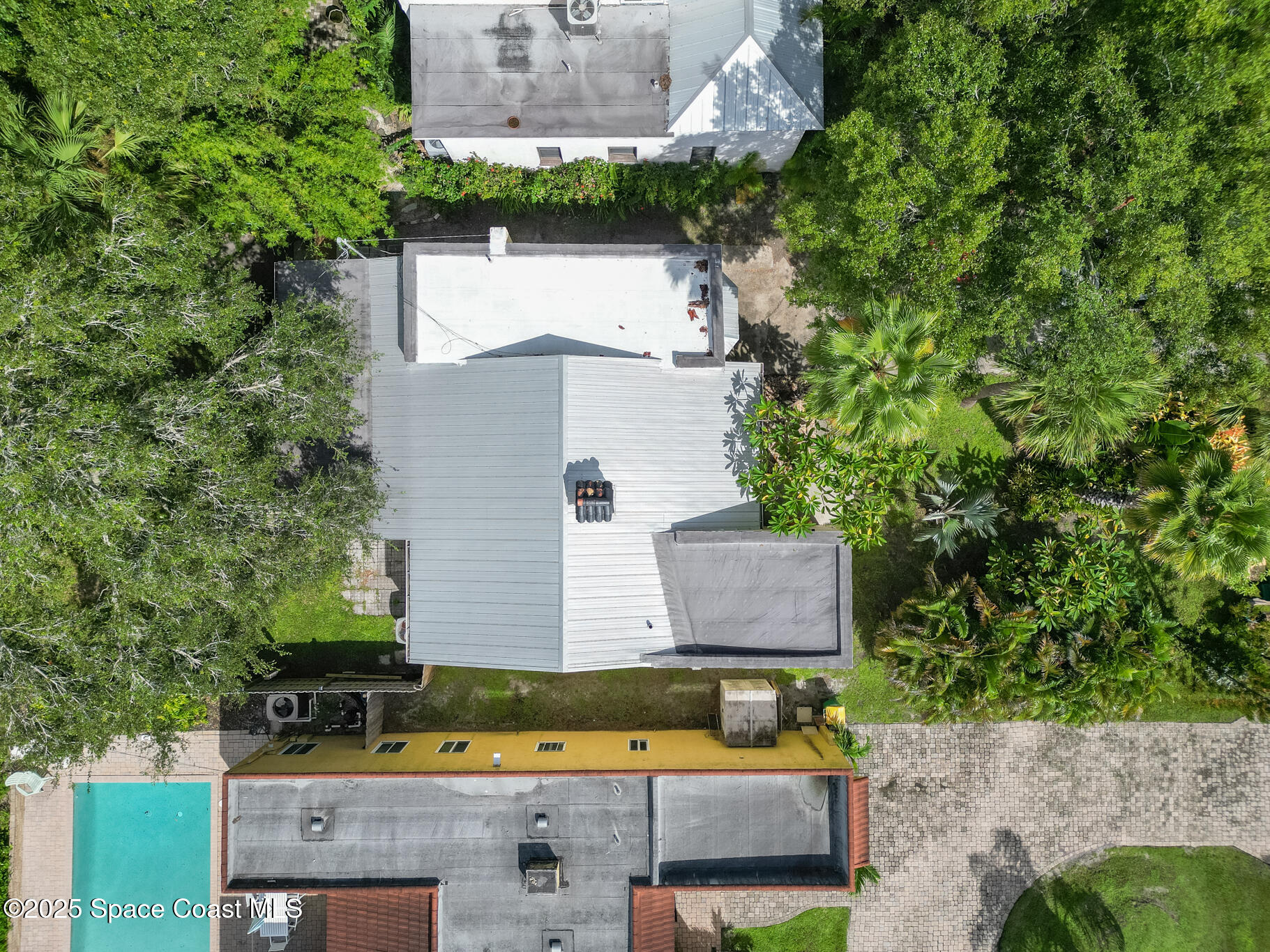 2208 Country Club Road, Melbourne