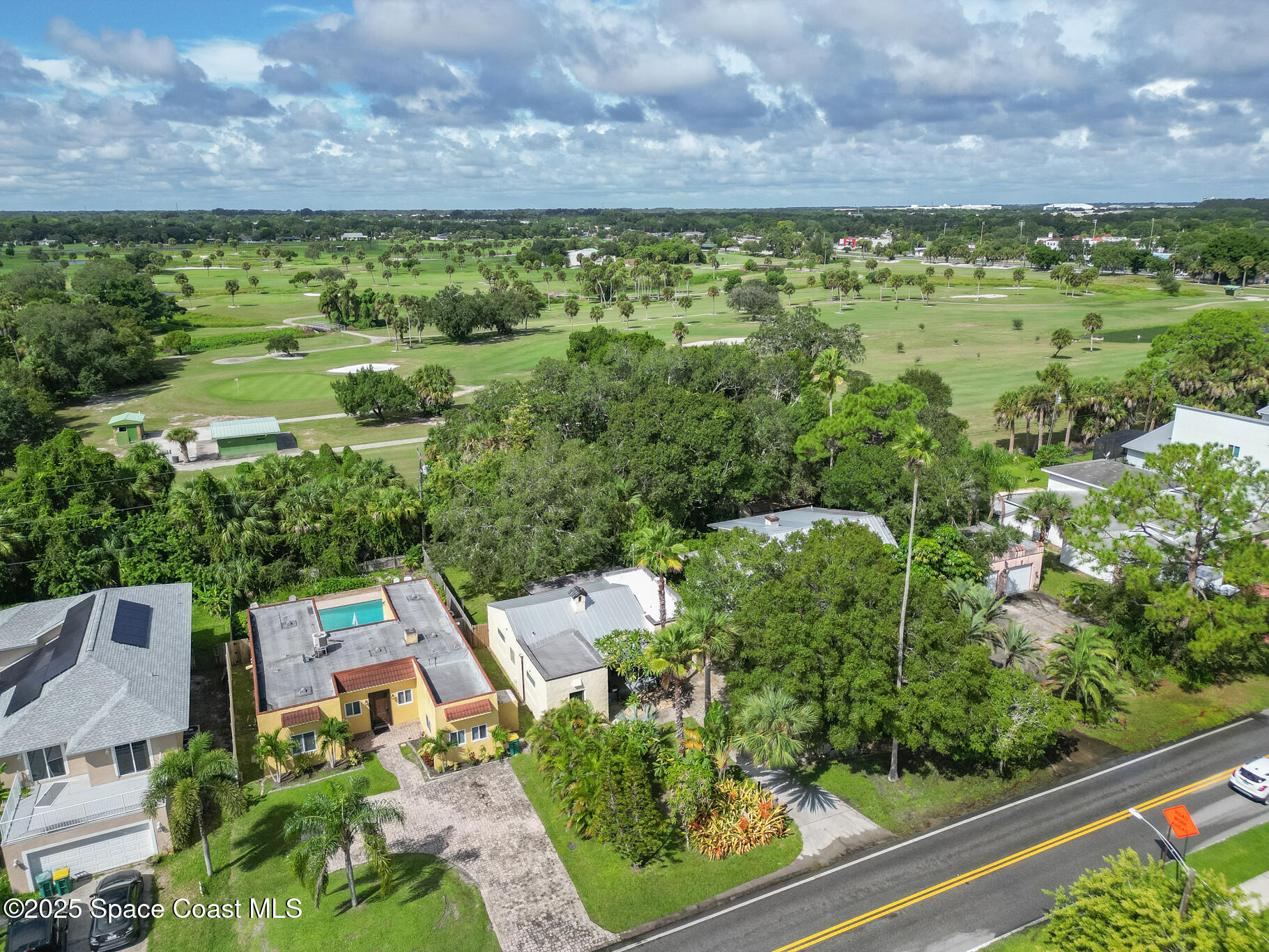 2208 Country Club Road, Melbourne