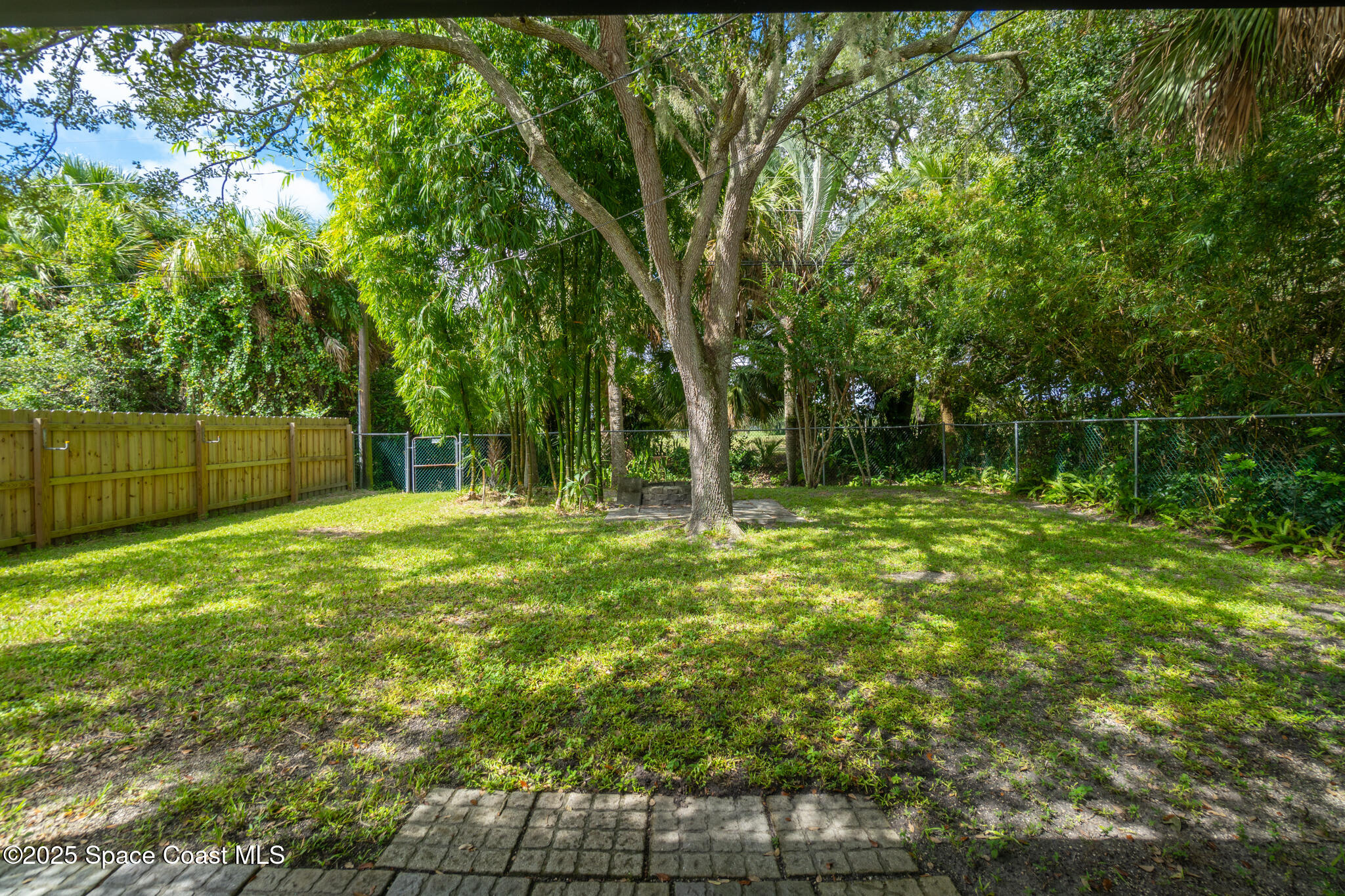 2208 Country Club Road, Melbourne