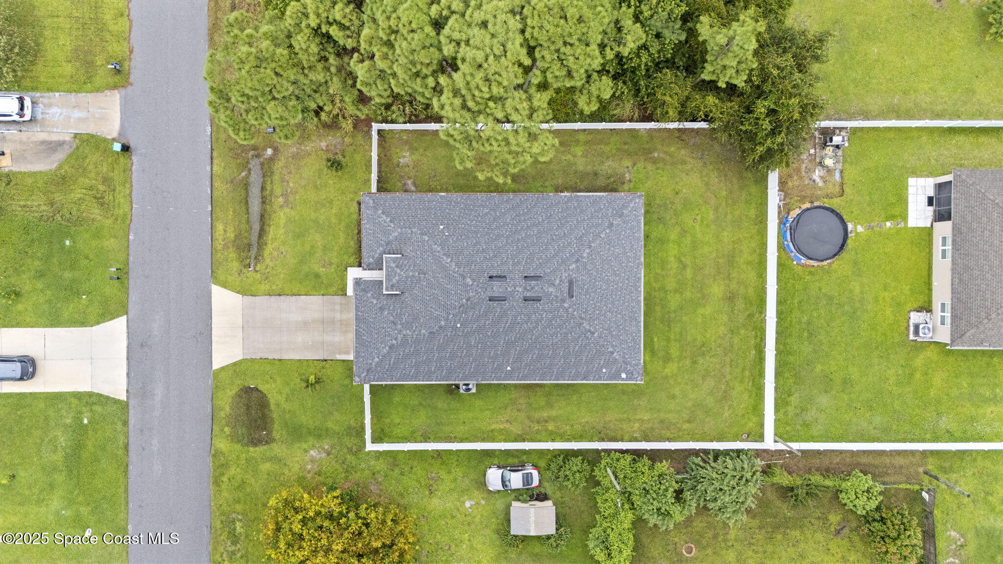 893 Altura Avenue SE