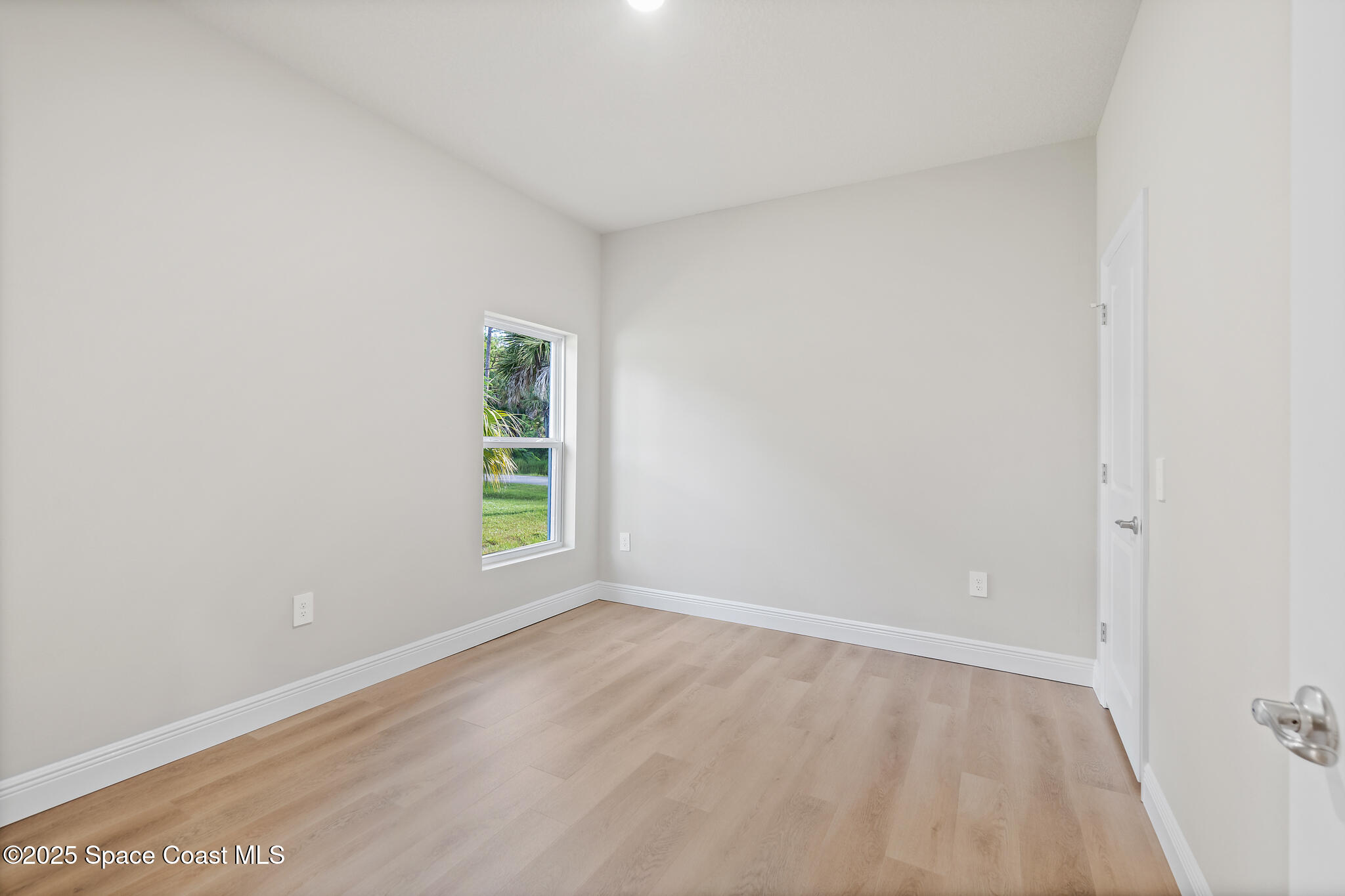 826 Hartsdale Avenue SW