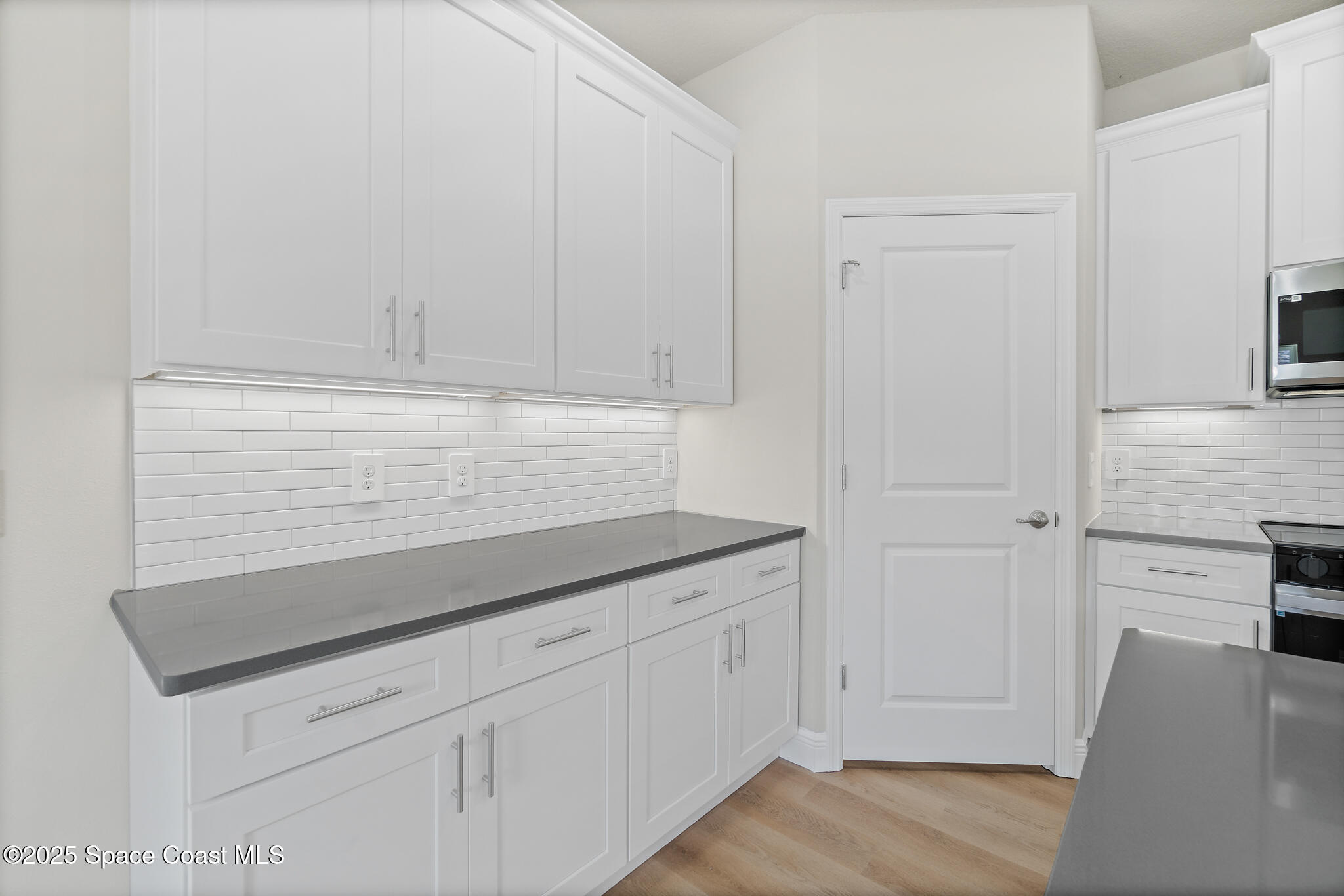 826 Hartsdale Avenue SW