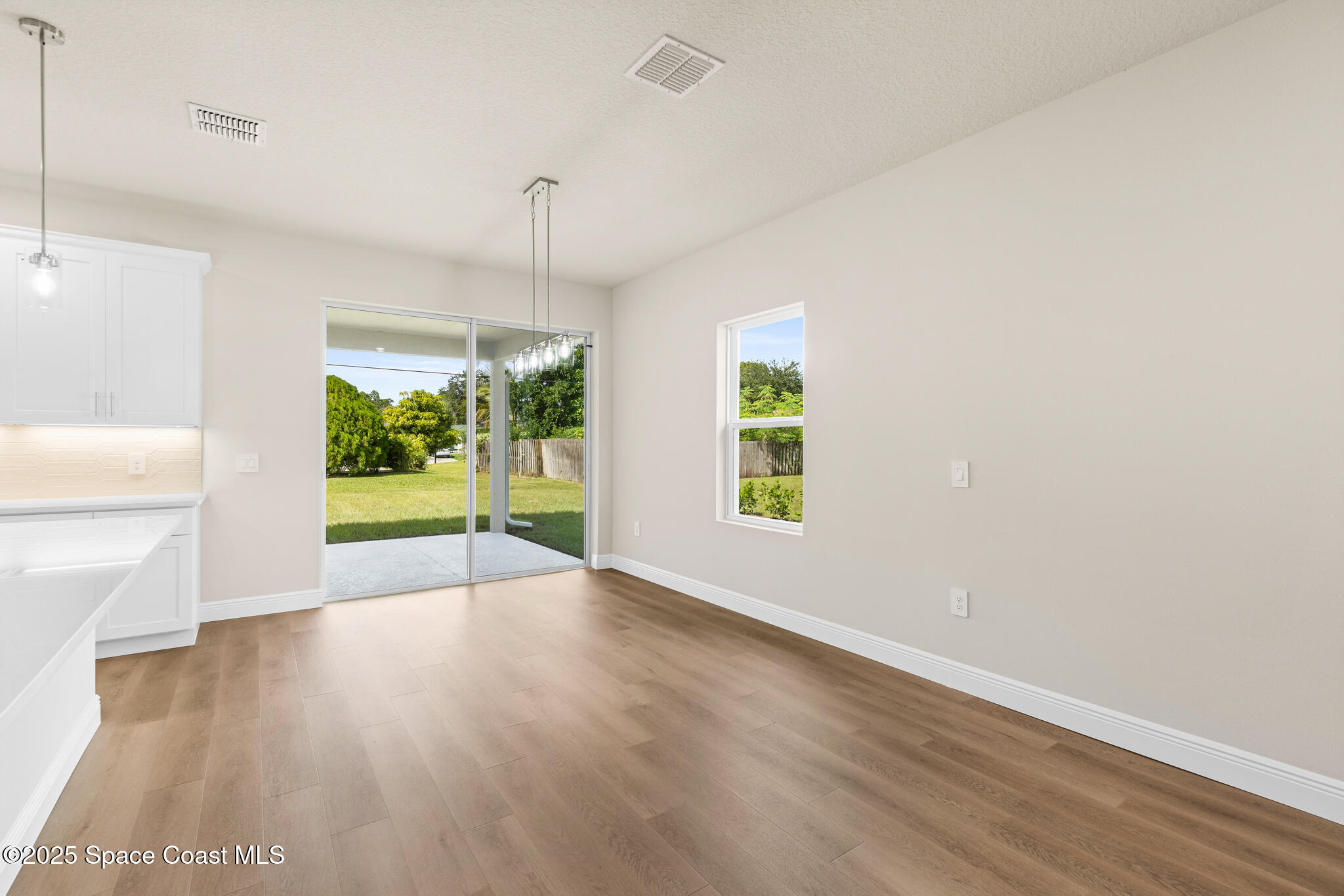 834 Hartsdale Avenue SW