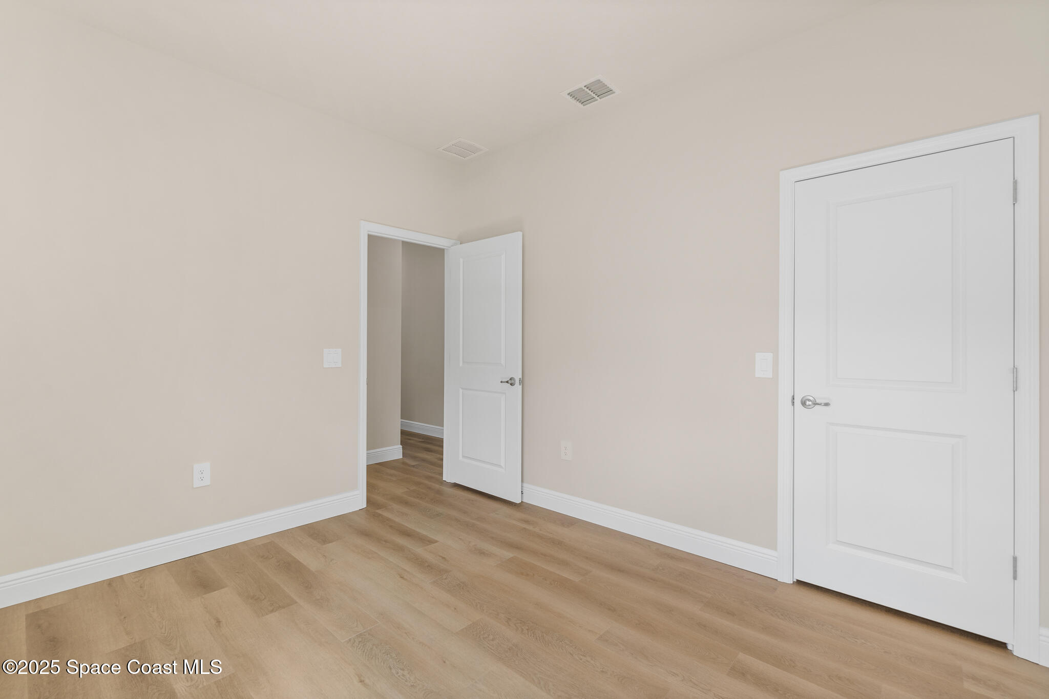 834 Hartsdale Avenue SW