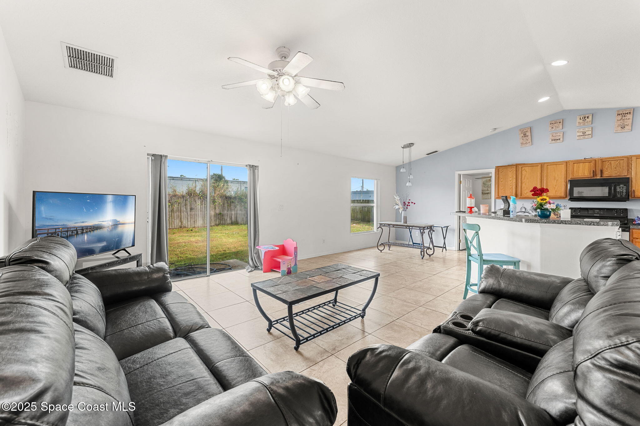 1247 Van Tassell Trail NE