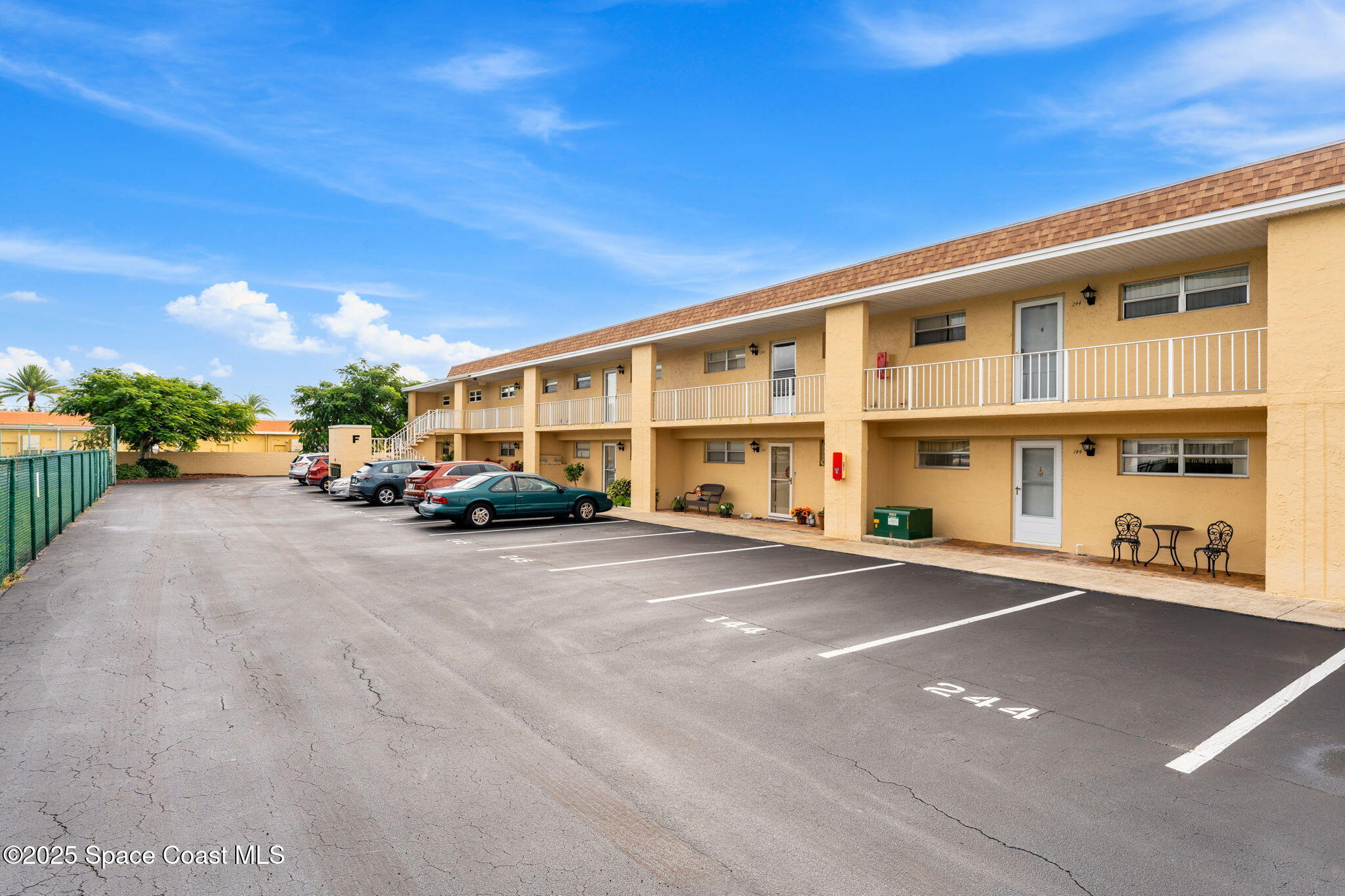 2135 N Courtenay Parkway, F144