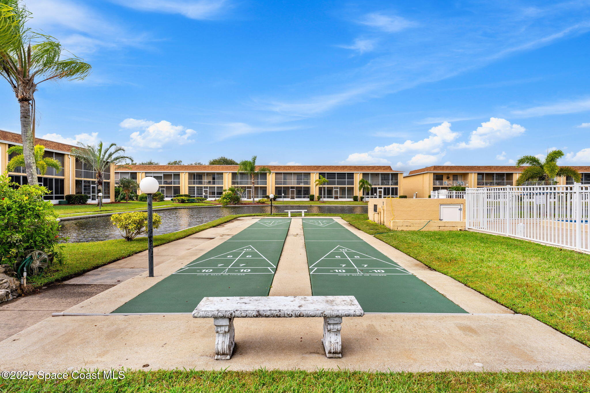 2135 N Courtenay Parkway, F144