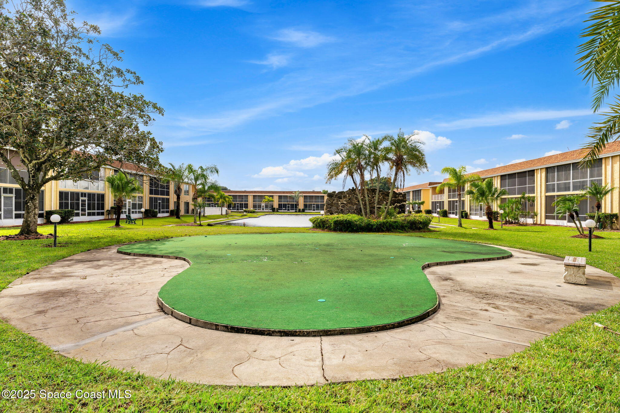 2135 N Courtenay Parkway, F144