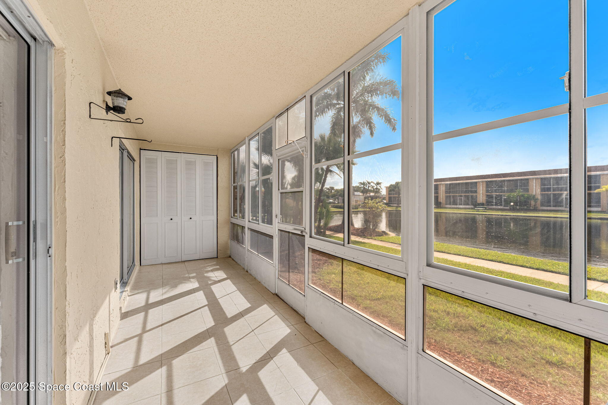 2135 N Courtenay Parkway, F144