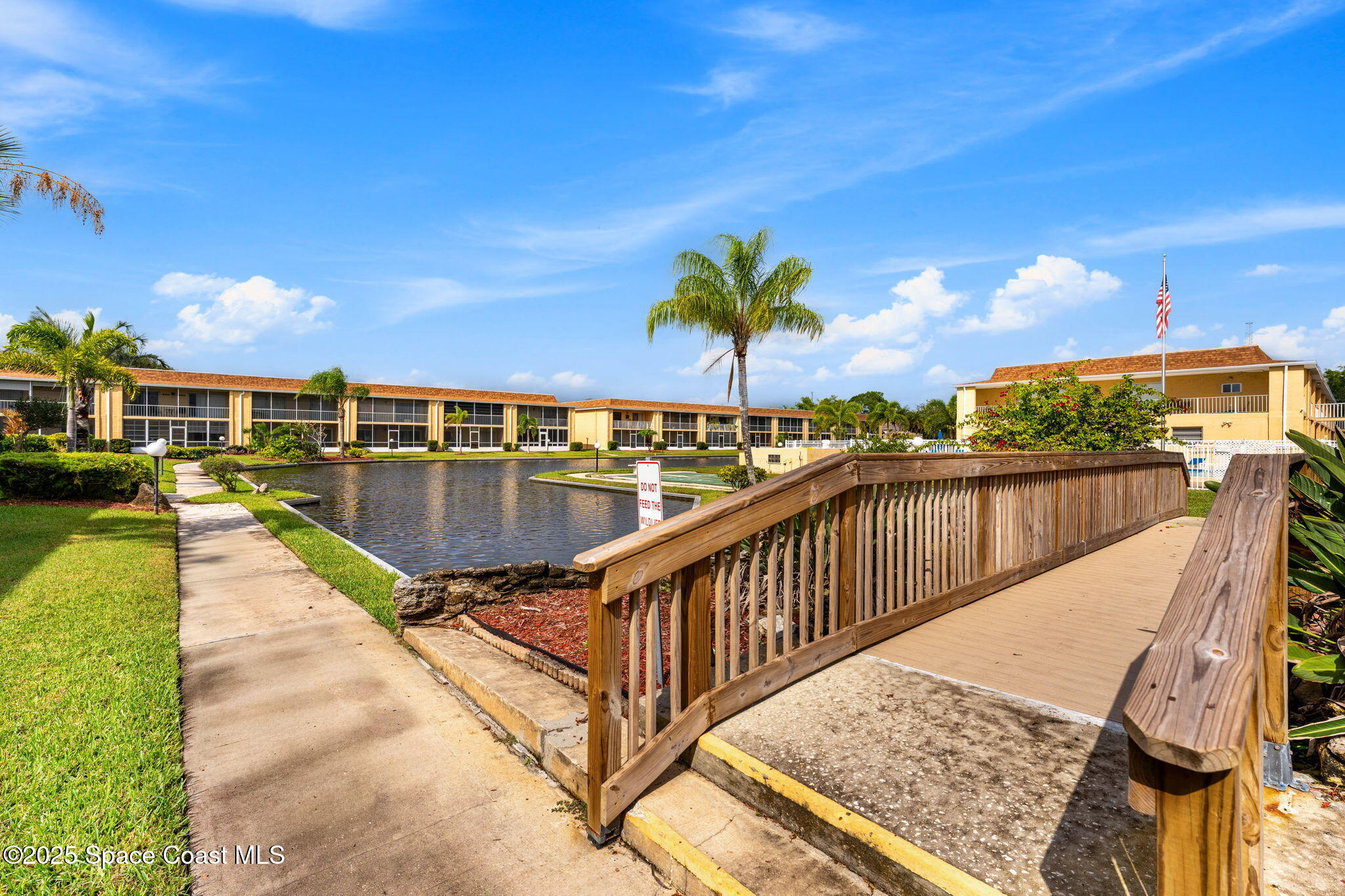 2135 N Courtenay Parkway, F144