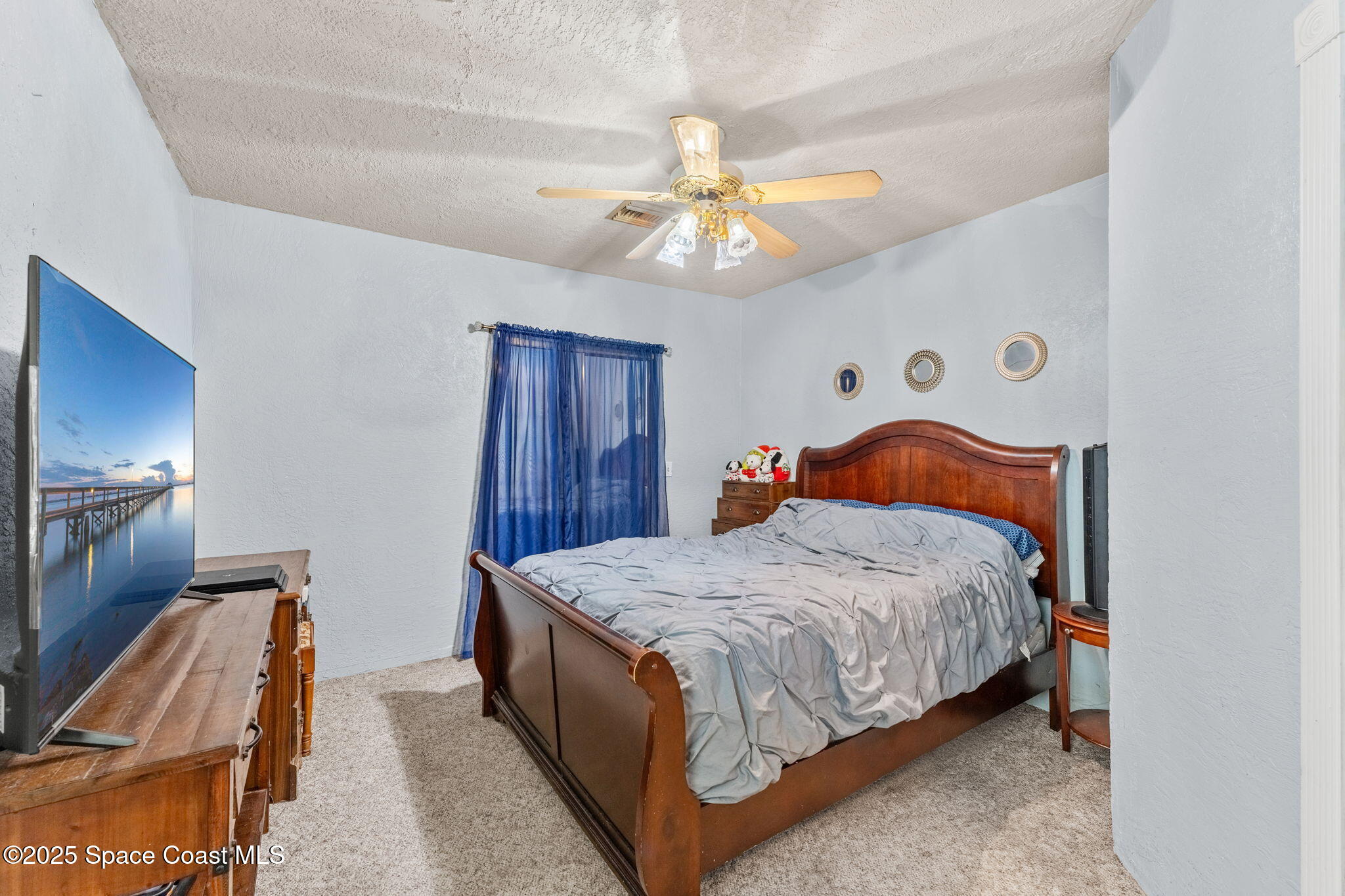 658 Binney Street NE