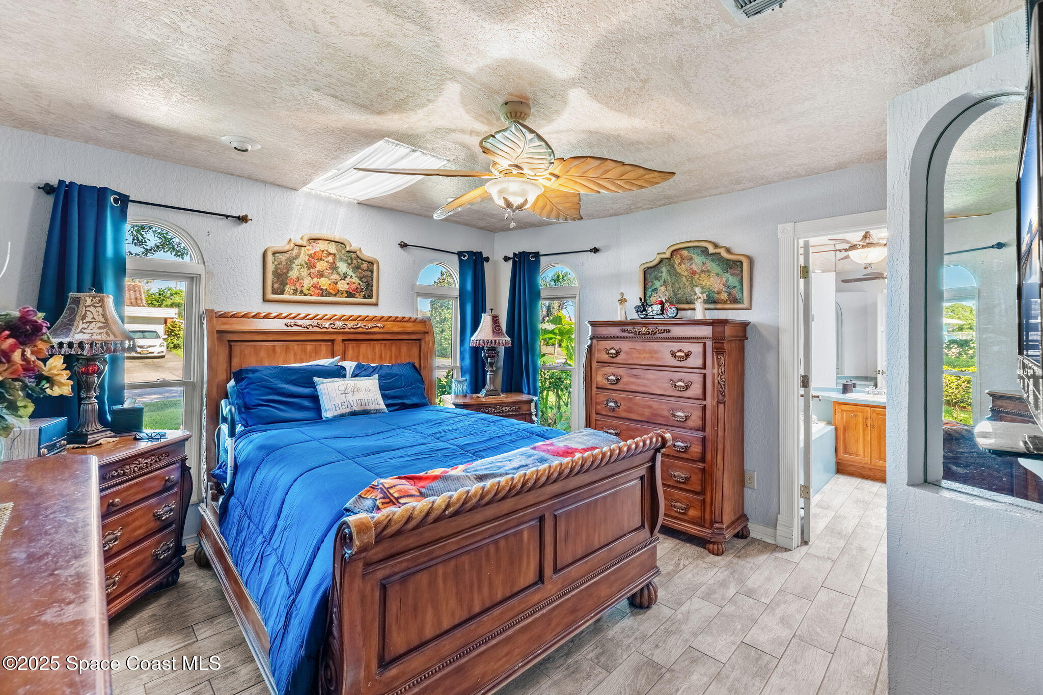 658 Binney Street NE