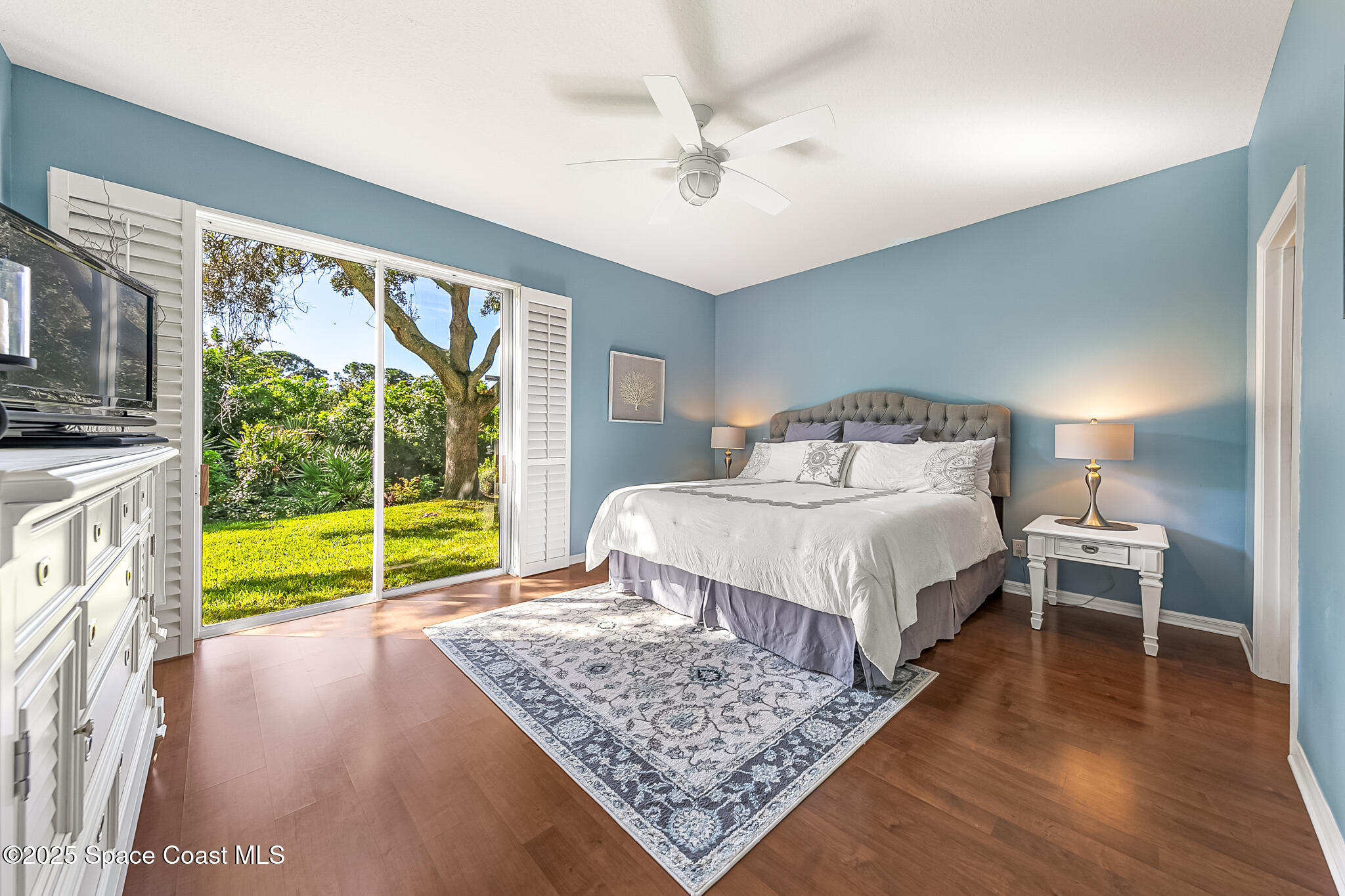 1101 Royal Fern Drive N