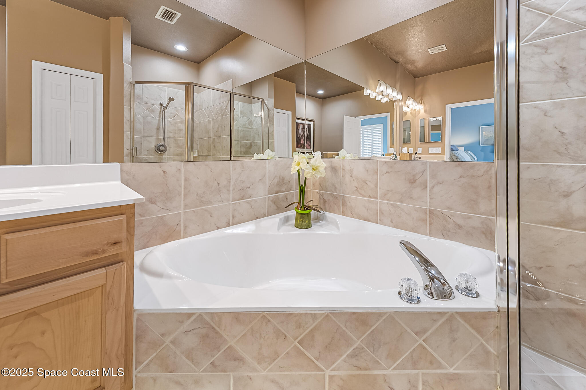 1101 Royal Fern Drive N