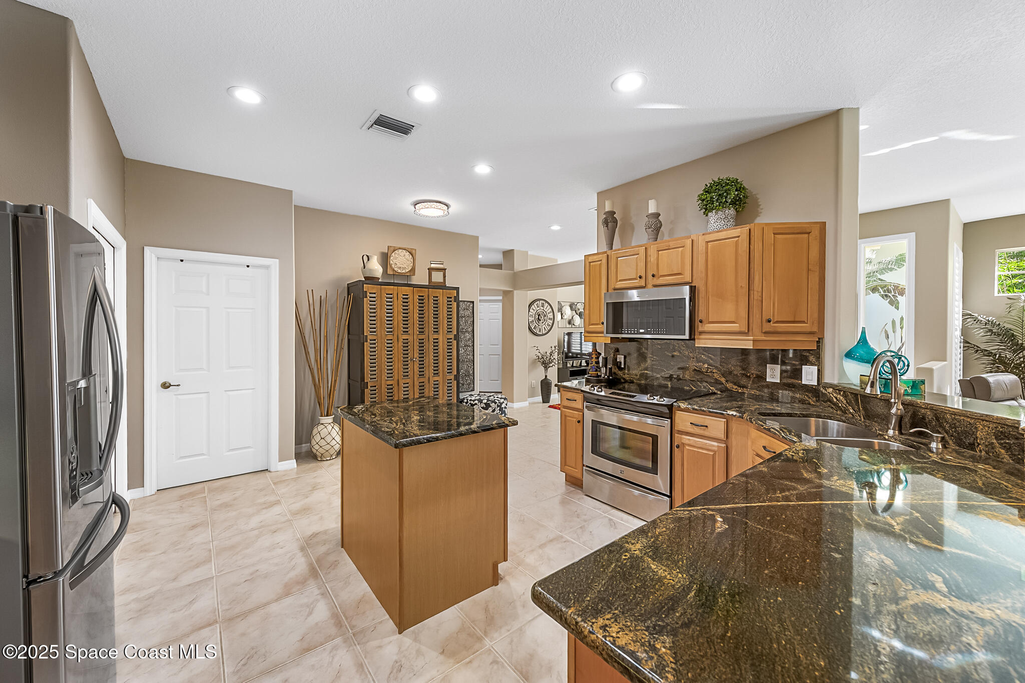 1101 Royal Fern Drive N