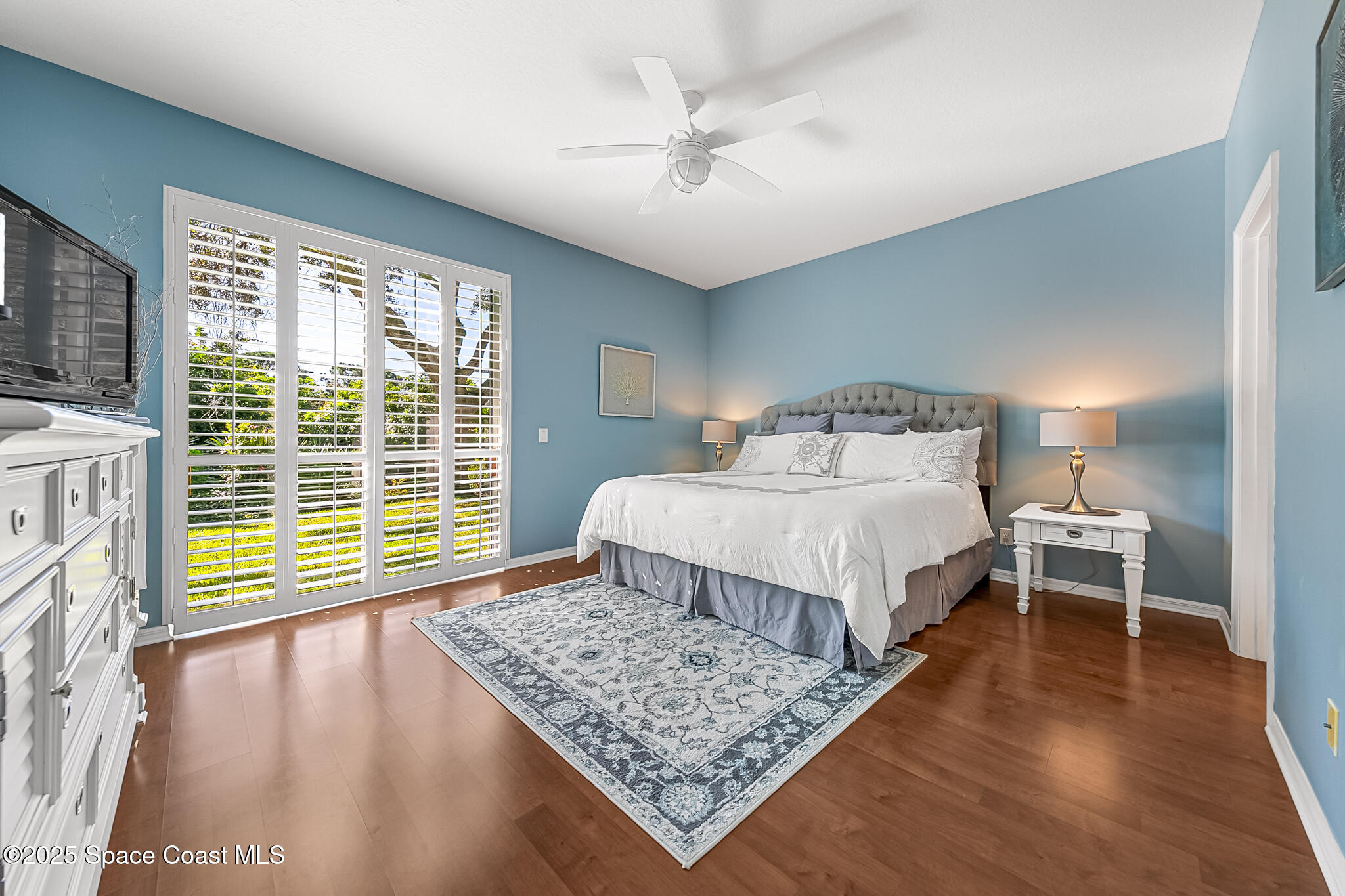 1101 Royal Fern Drive N