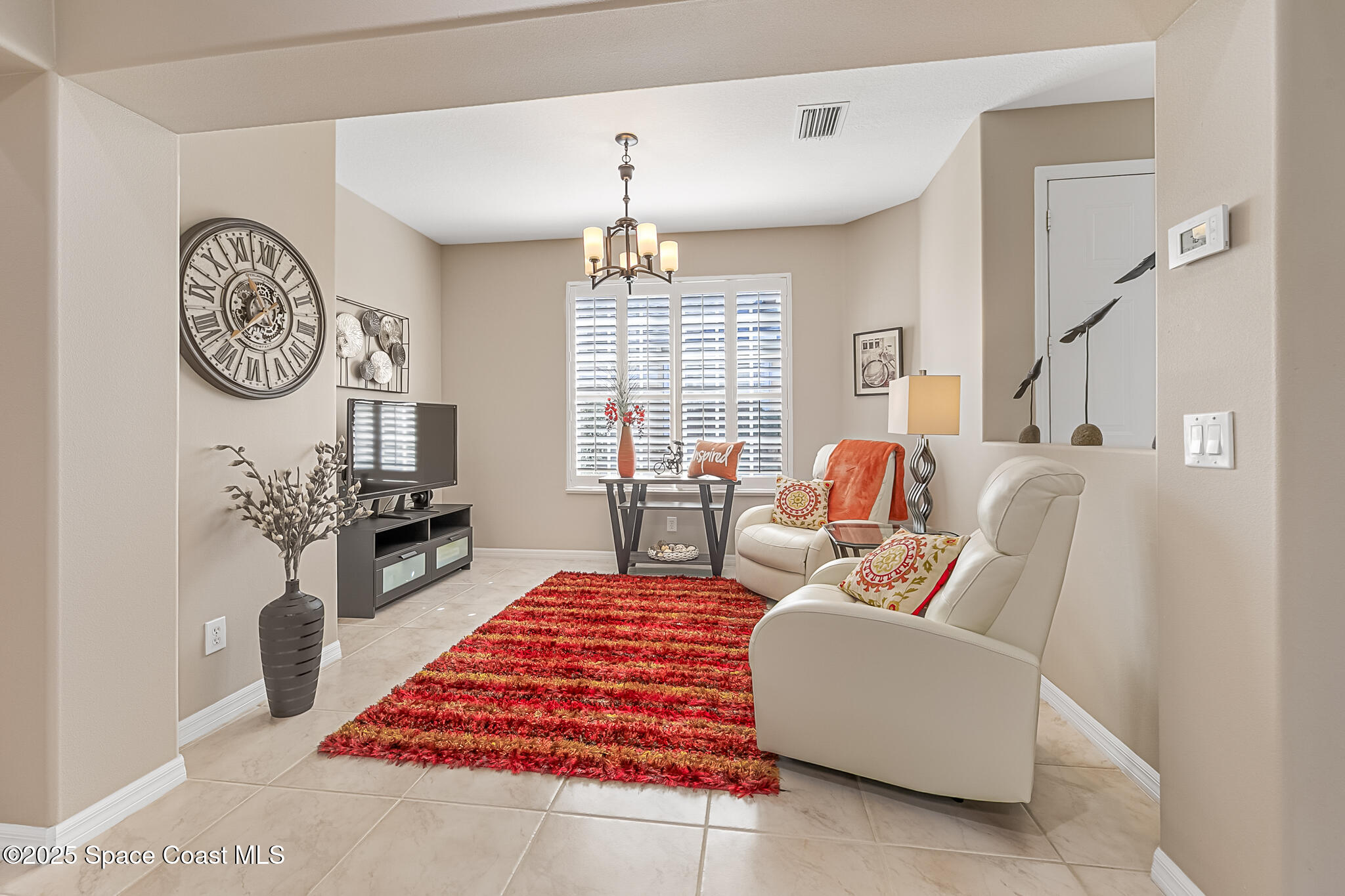 1101 Royal Fern Drive N