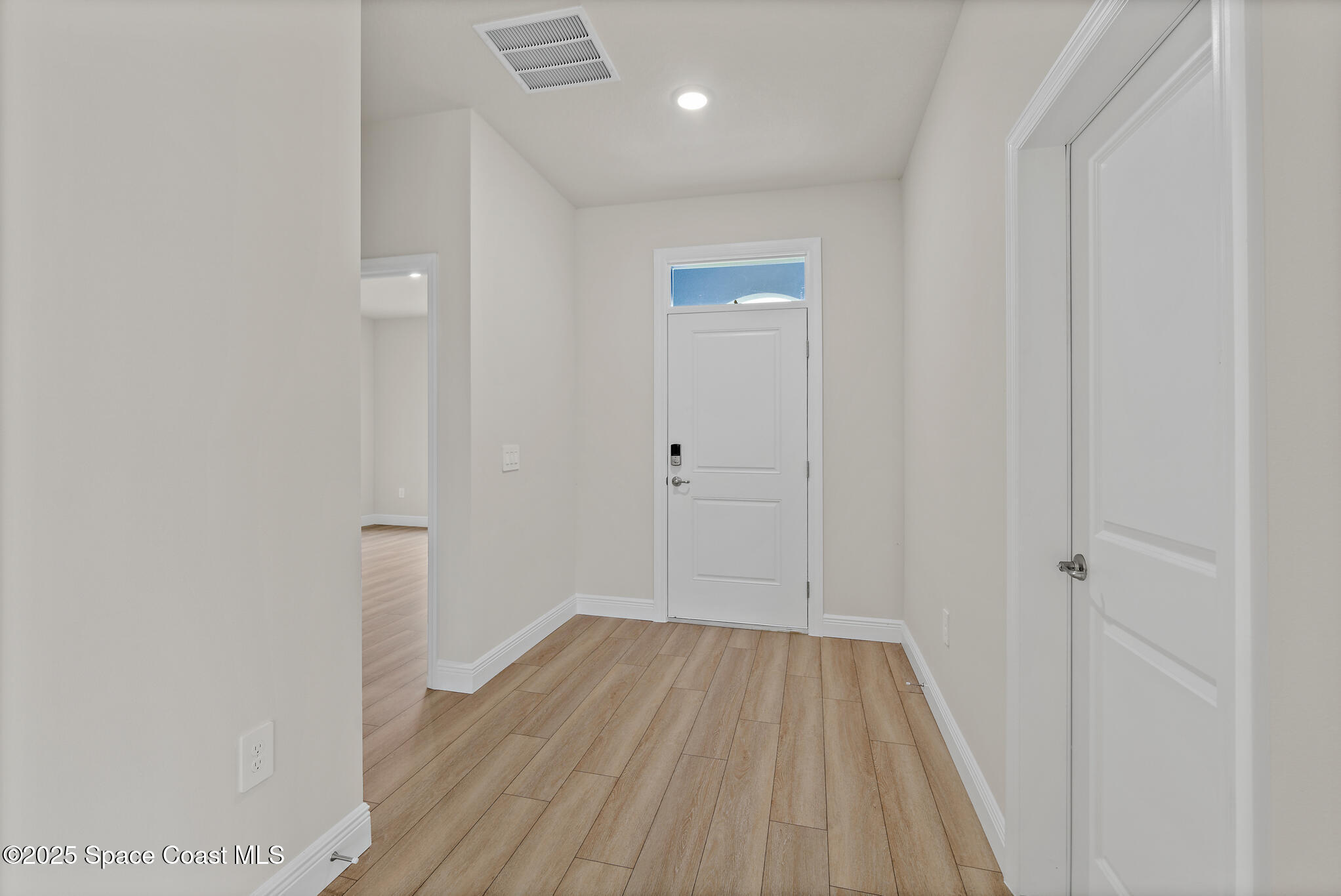 528 De Groodt Road SW