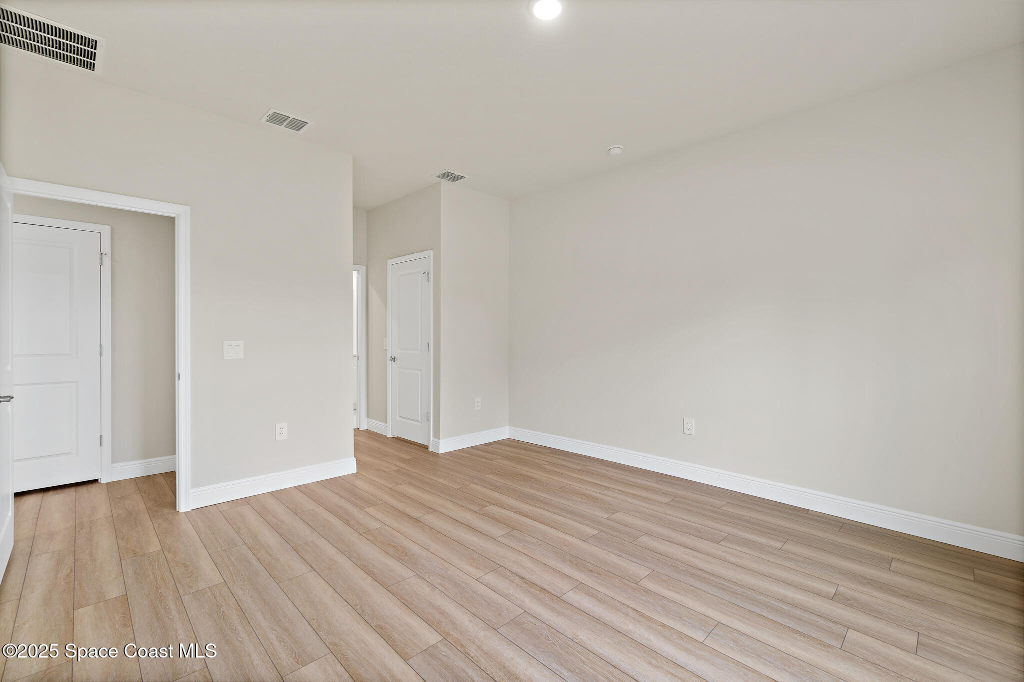 528 De Groodt Road SW