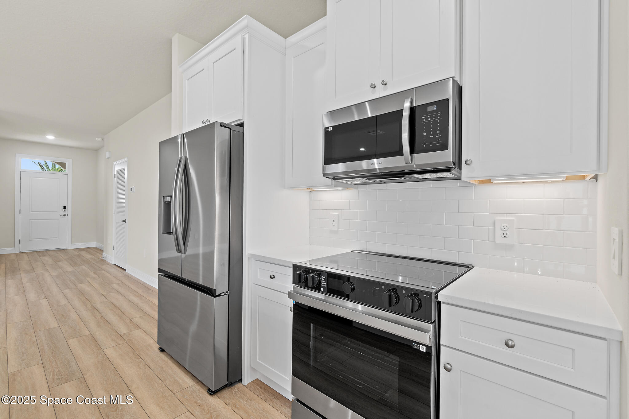 542 De Groodt Road SW