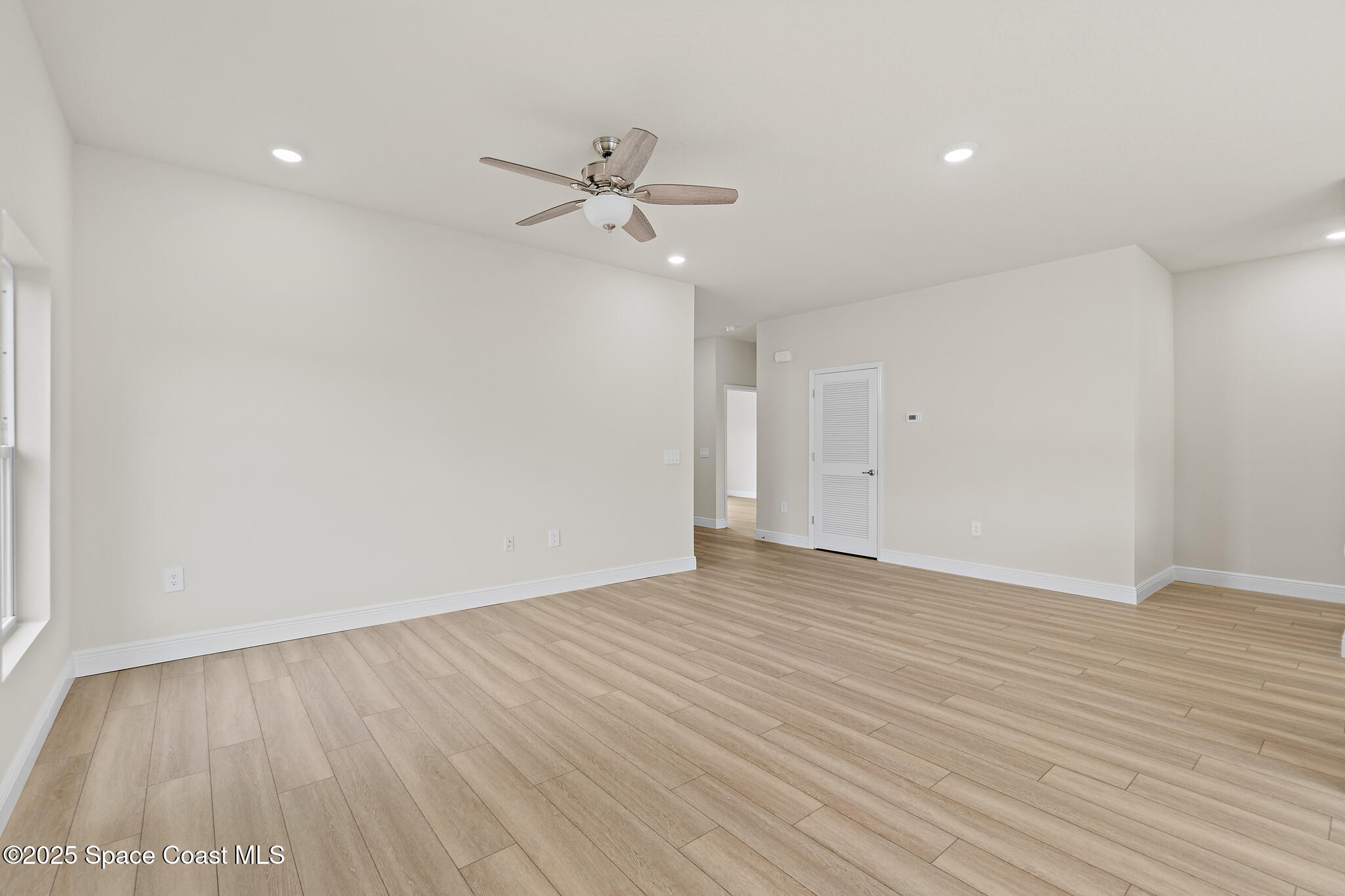 542 De Groodt Road SW