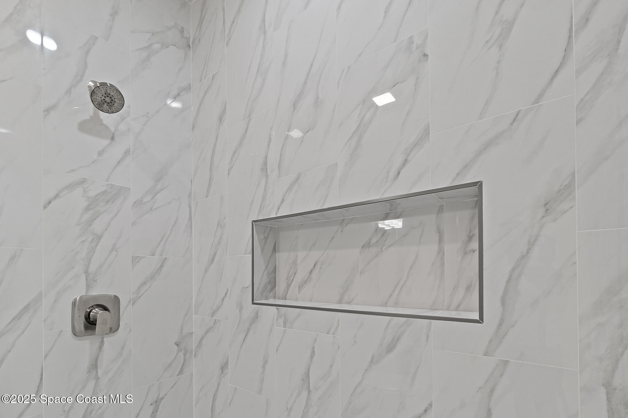 542 De Groodt Road SW