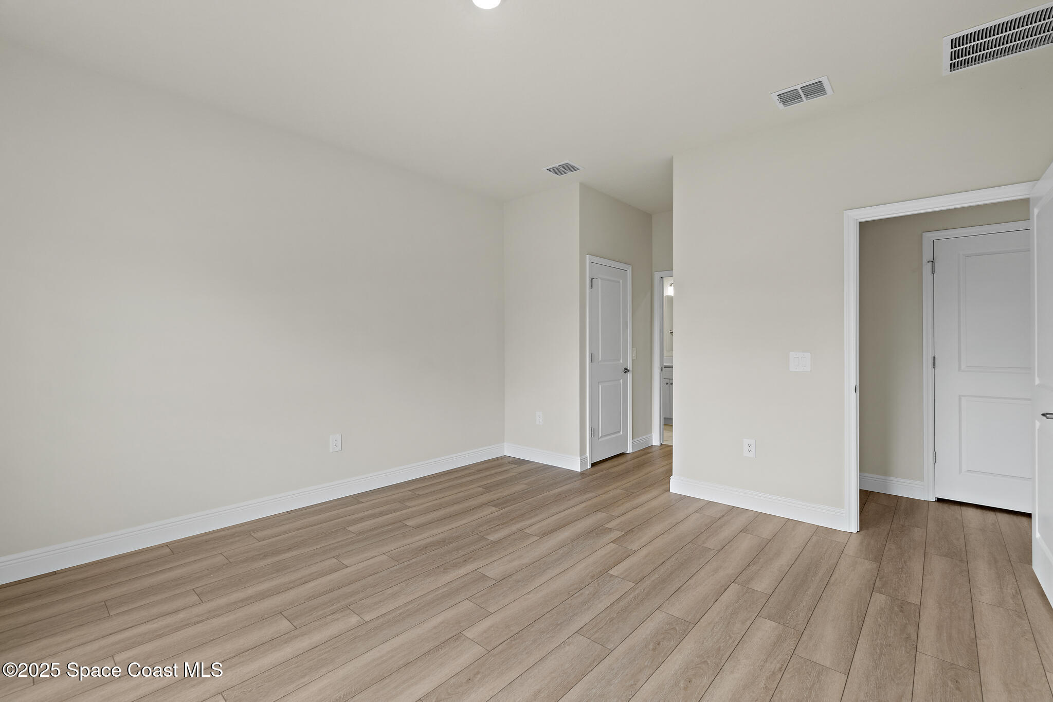 542 De Groodt Road SW