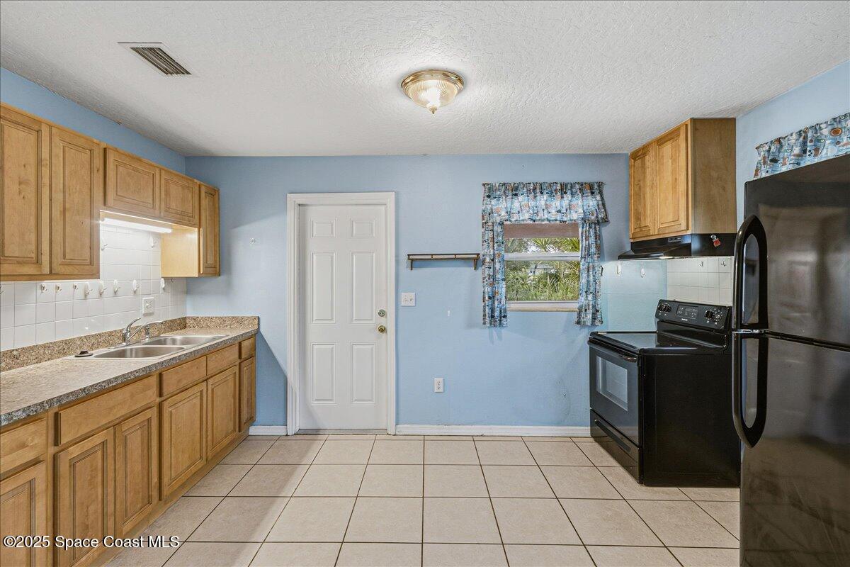 4385 Doncaster Drive