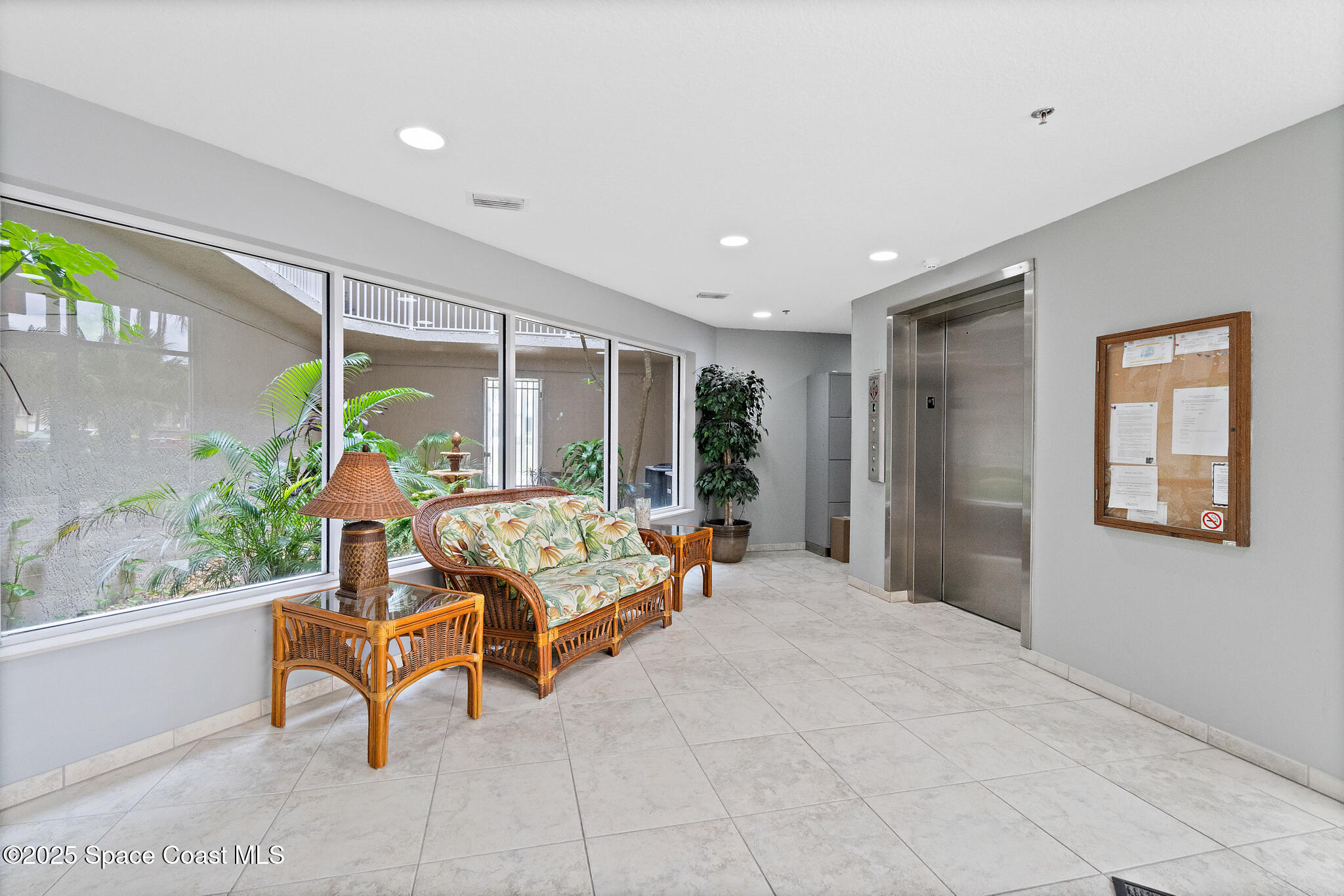 425 Buchanan Avenue 201