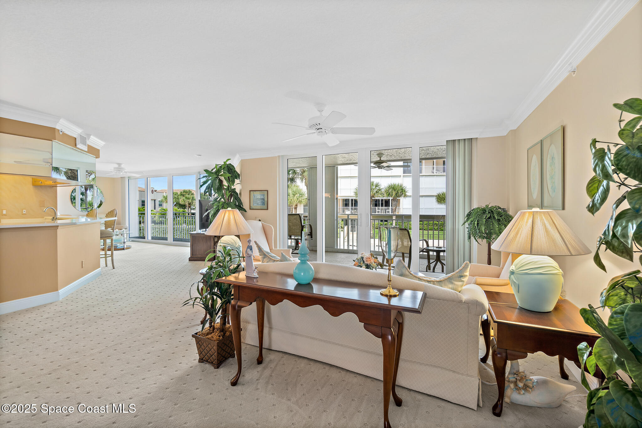 425 Buchanan Avenue 201